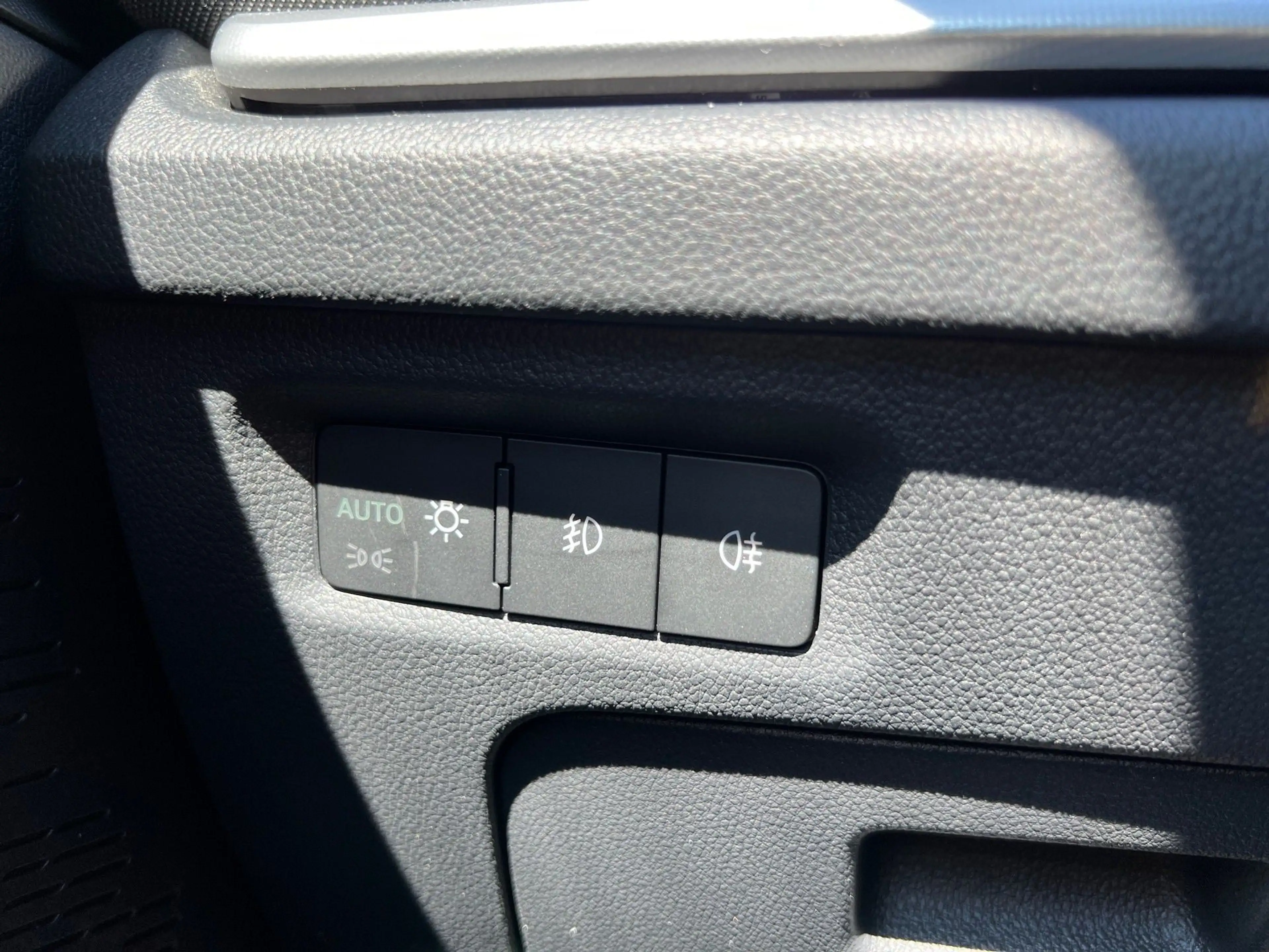 Skoda Octavia Combi 2,0 TDI Style DSG — photo 47