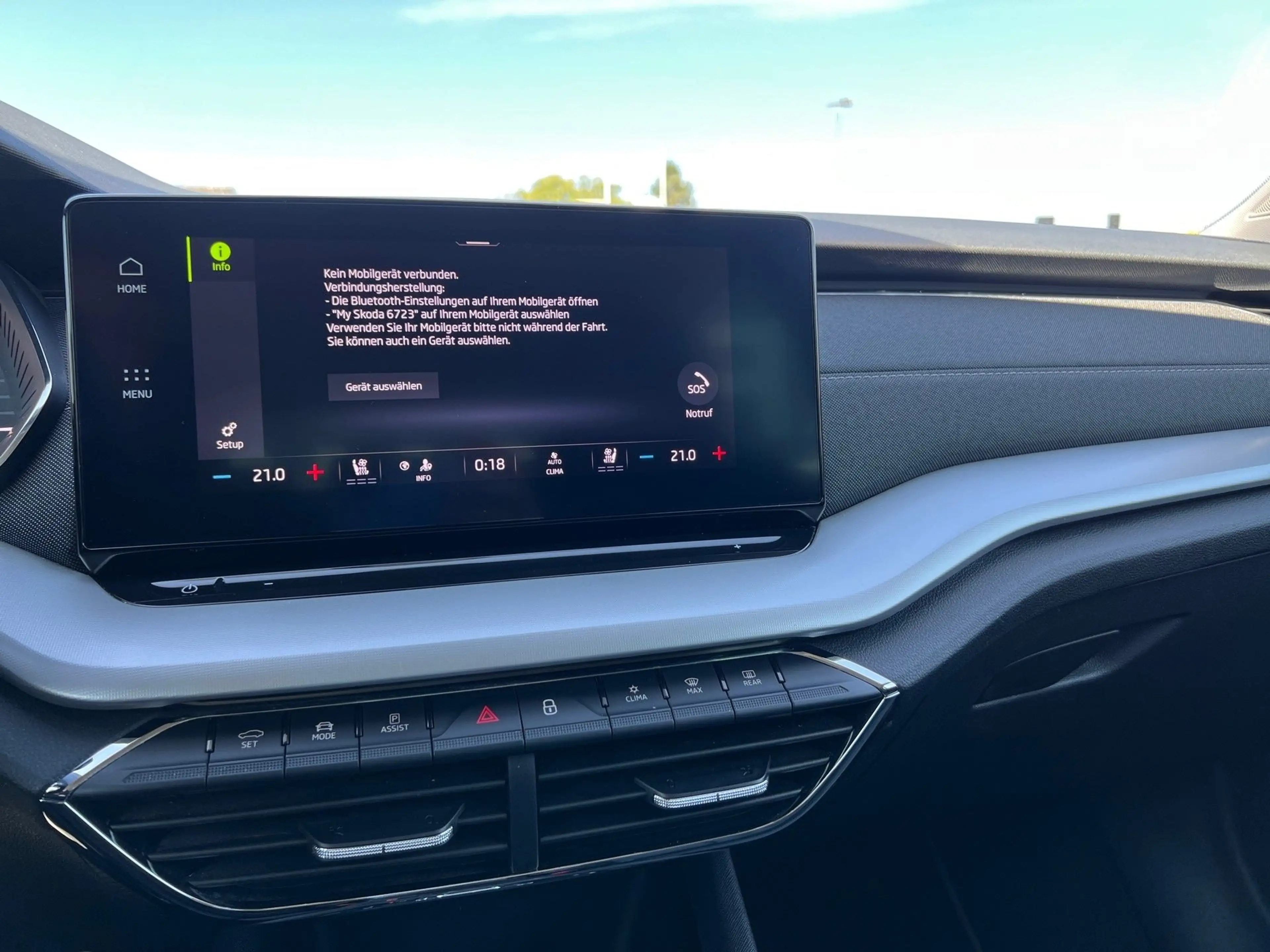 Skoda Octavia Combi 2,0 TDI Style DSG — photo 22