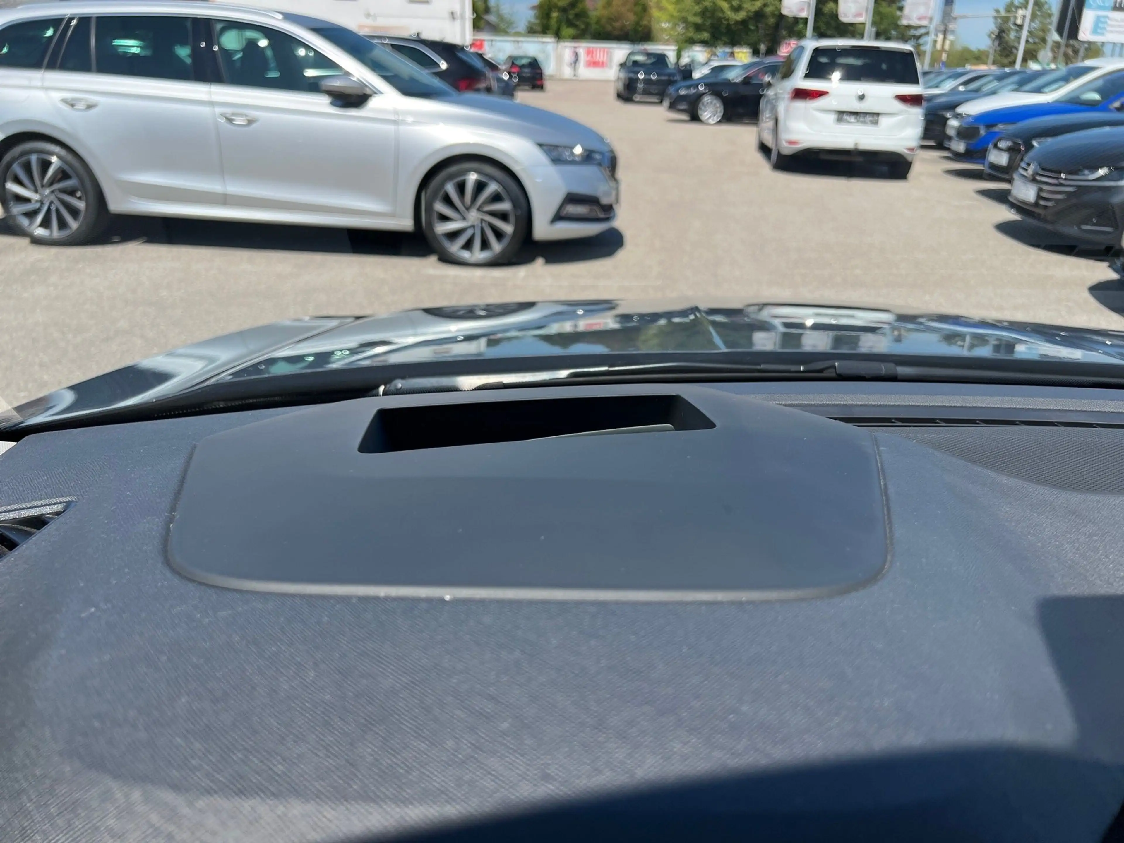 Skoda Octavia Combi 2,0 TDI Style DSG — photo 42