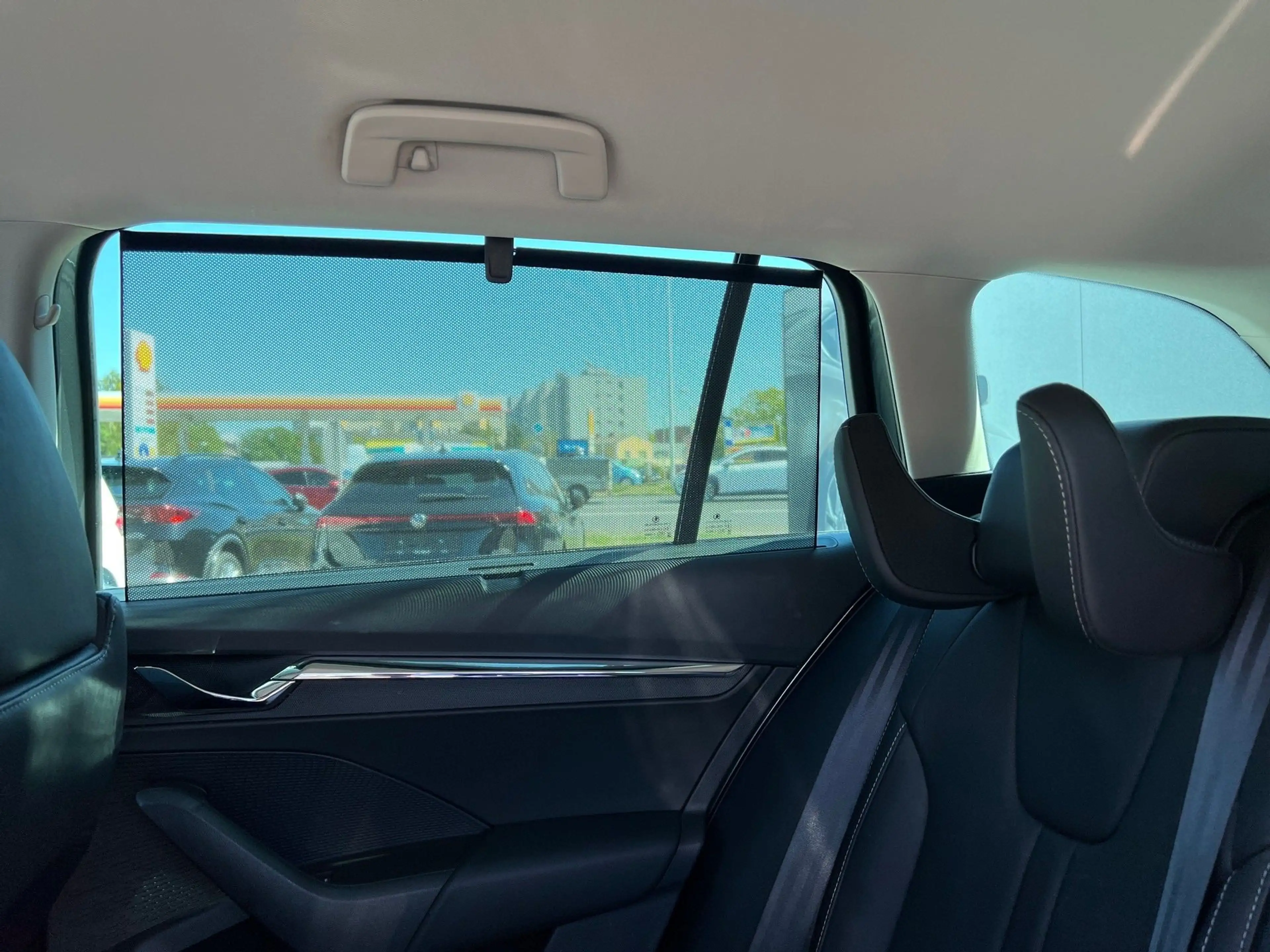 Skoda Octavia Combi 2,0 TDI Style DSG — photo 34
