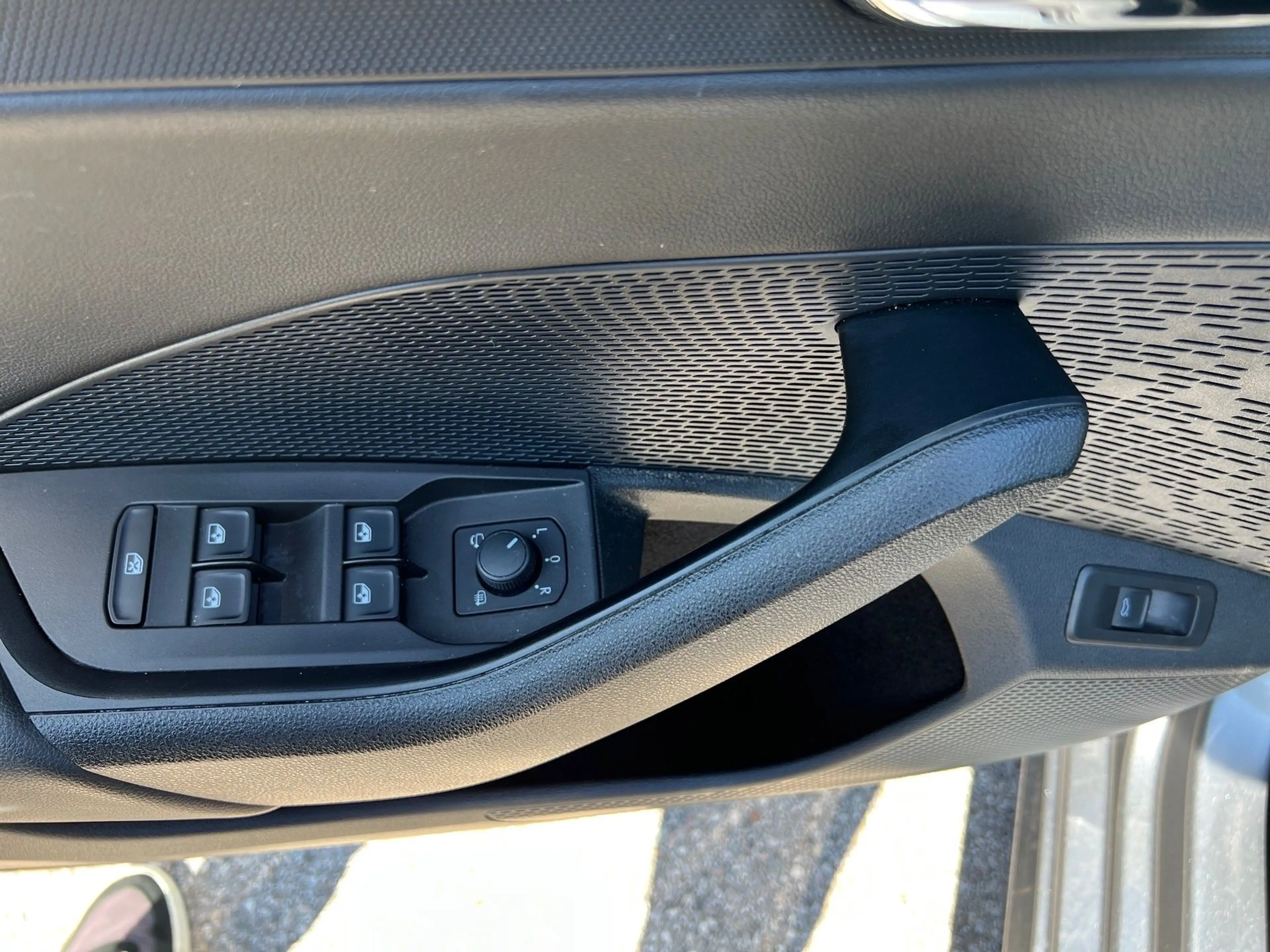 Skoda Octavia Combi 2,0 TDI Style DSG — photo 31