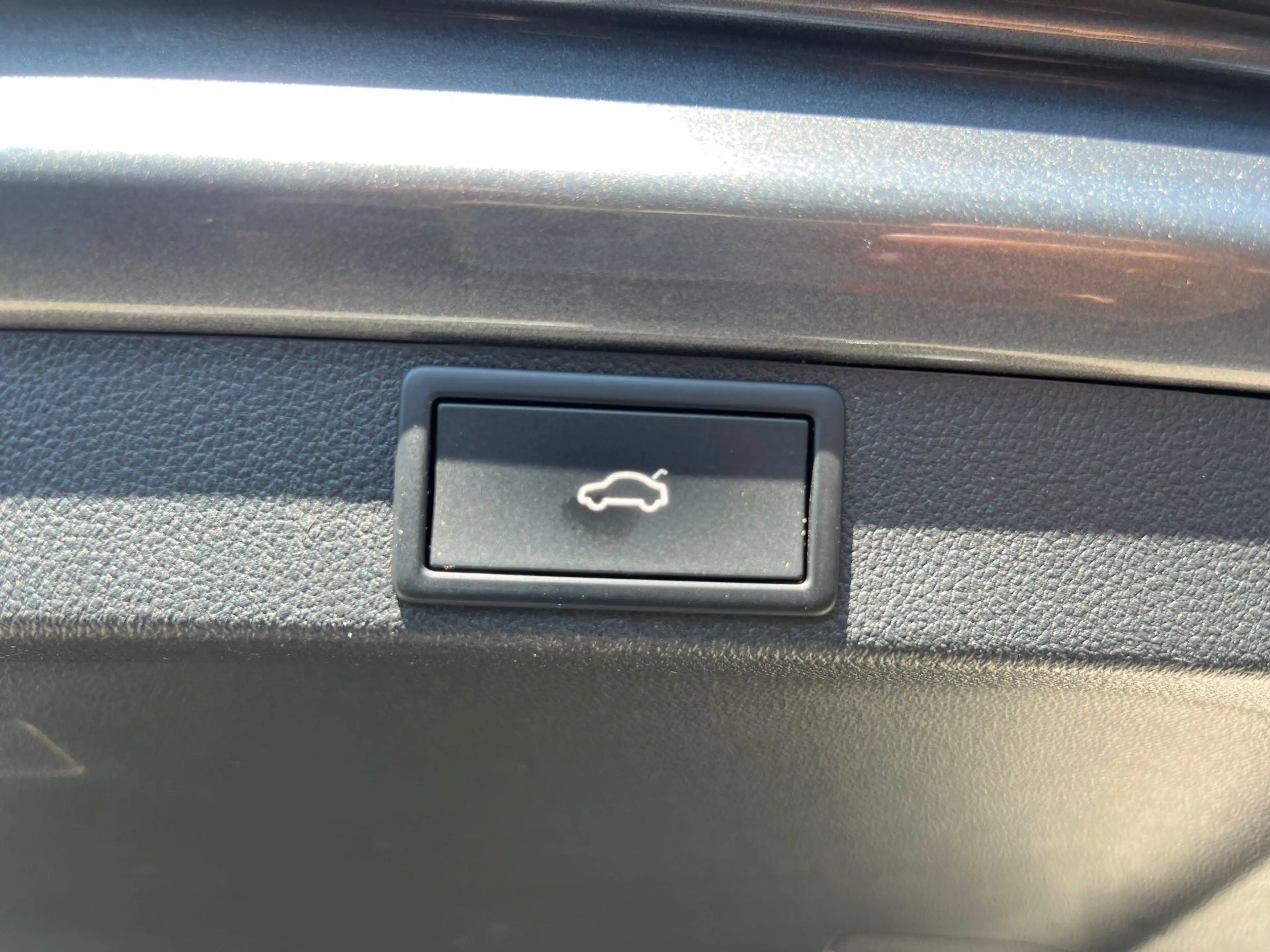 Skoda Octavia Combi 2,0 TDI Style DSG — photo 39
