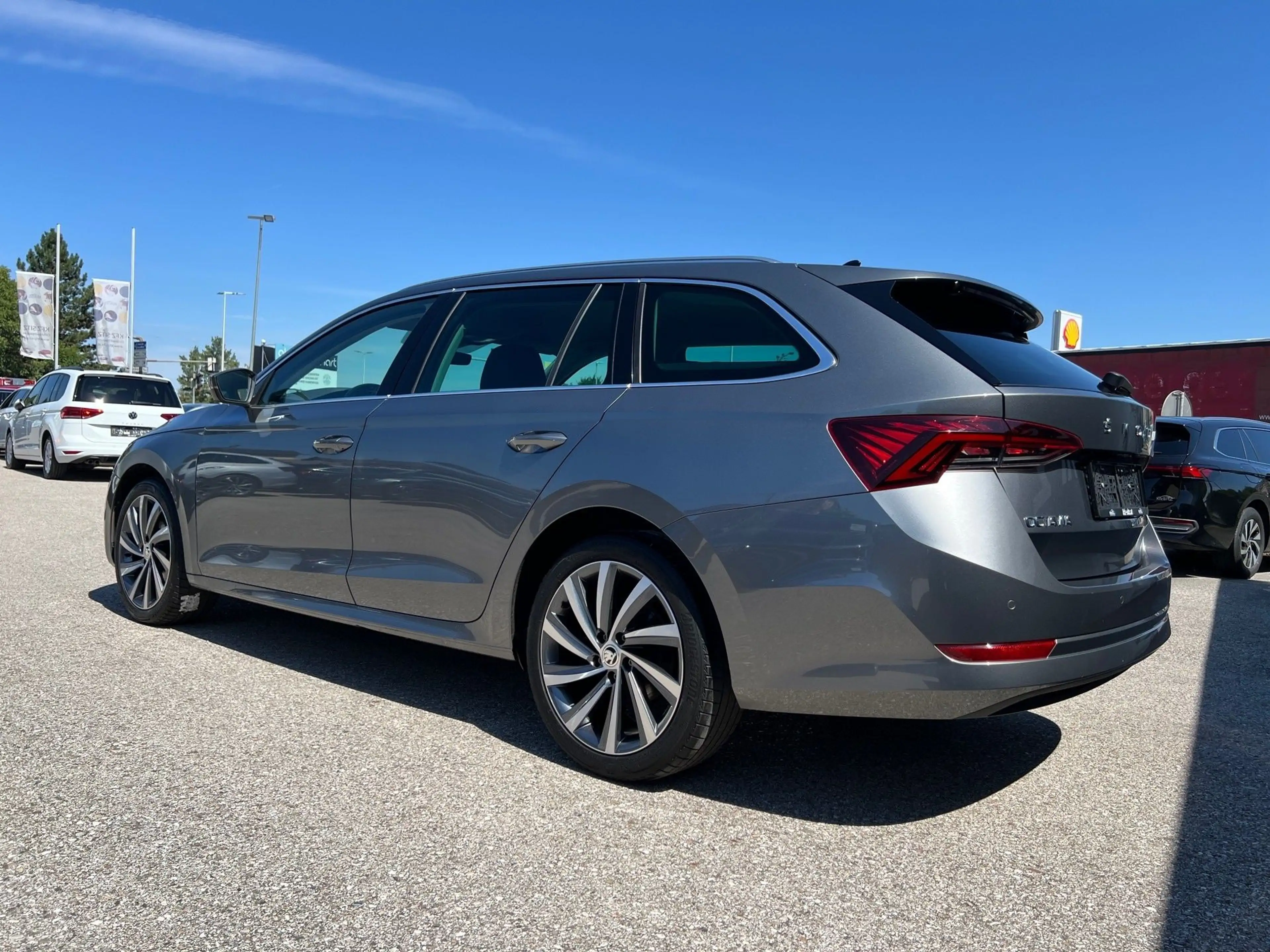 Skoda Octavia Combi 2,0 TDI Style DSG — photo 5