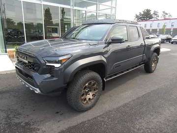 4X4 Double Cab Hybrid Trailhunter