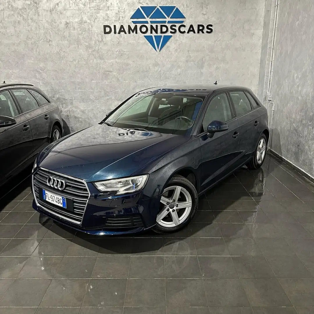 Audi A3 SPB 2.0 TDI S tronic Sport Blauw - 1