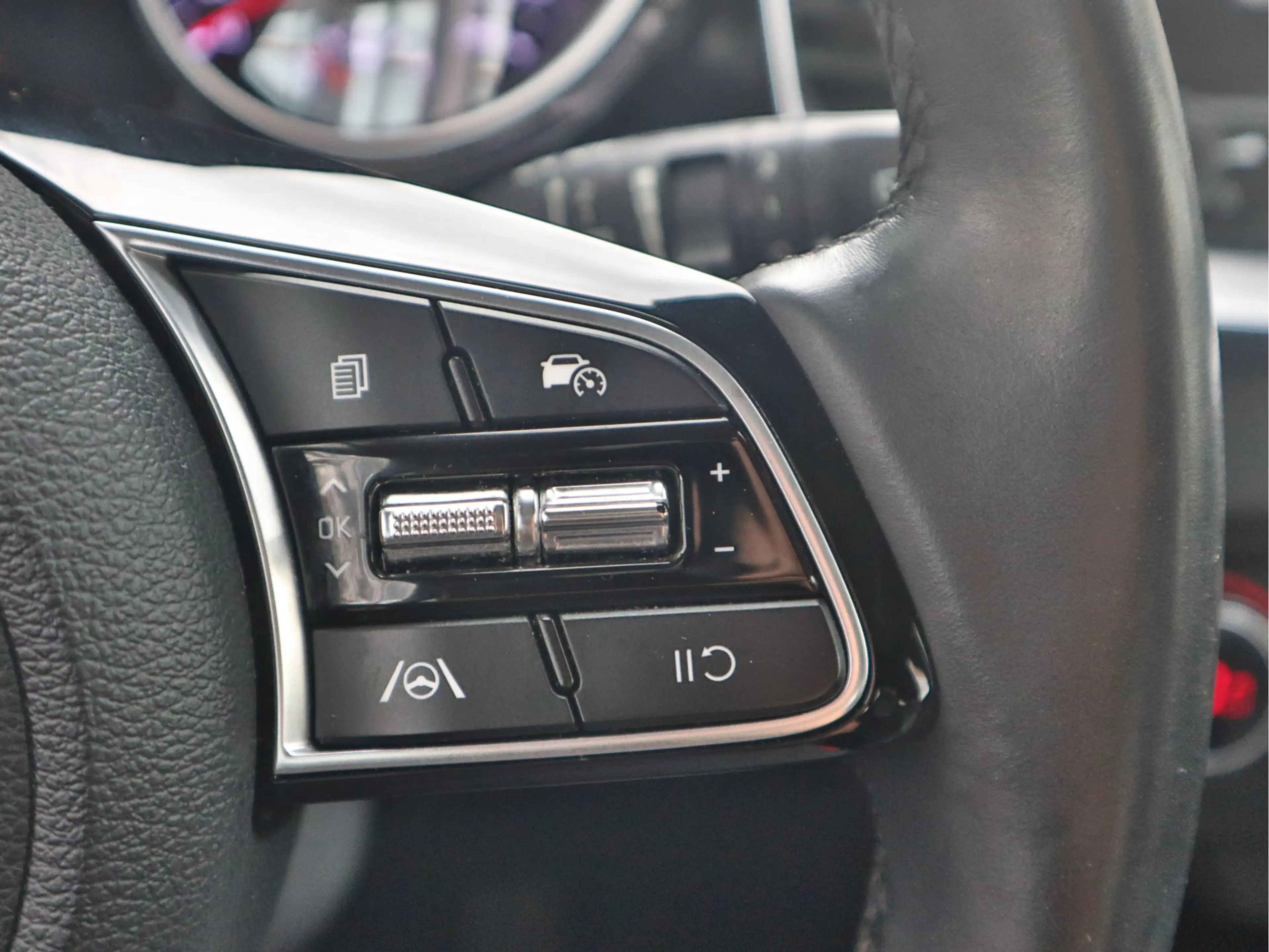 Kia Ceed SW / cee'd SW Sportswagon 1.0 T-GDi DynamicPlusLine | Camera | S — photo 16