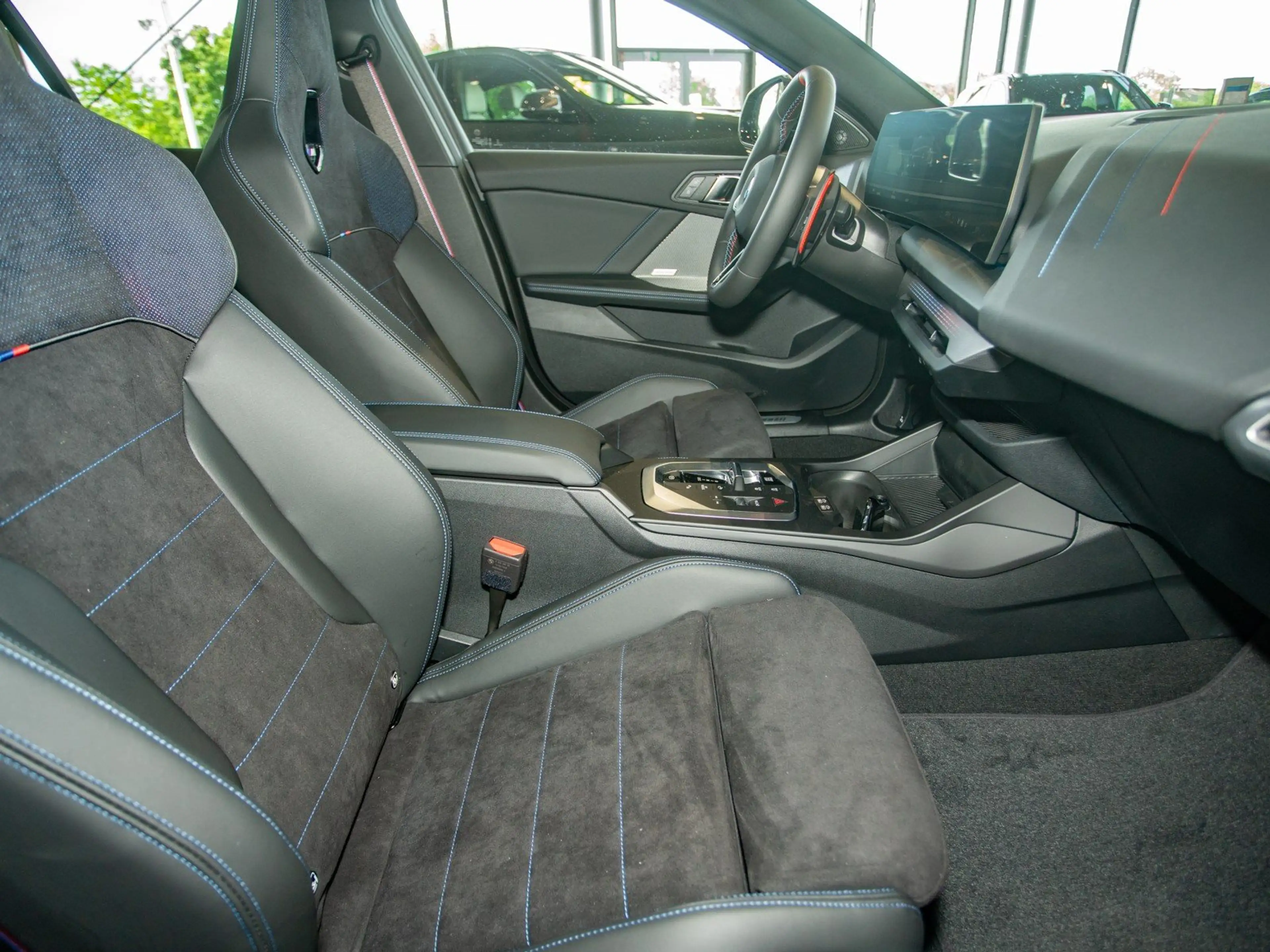 BMW 135 M135 xDrive Sportp. Dig.Cockpit LED Shz. ACC BT — photo 4