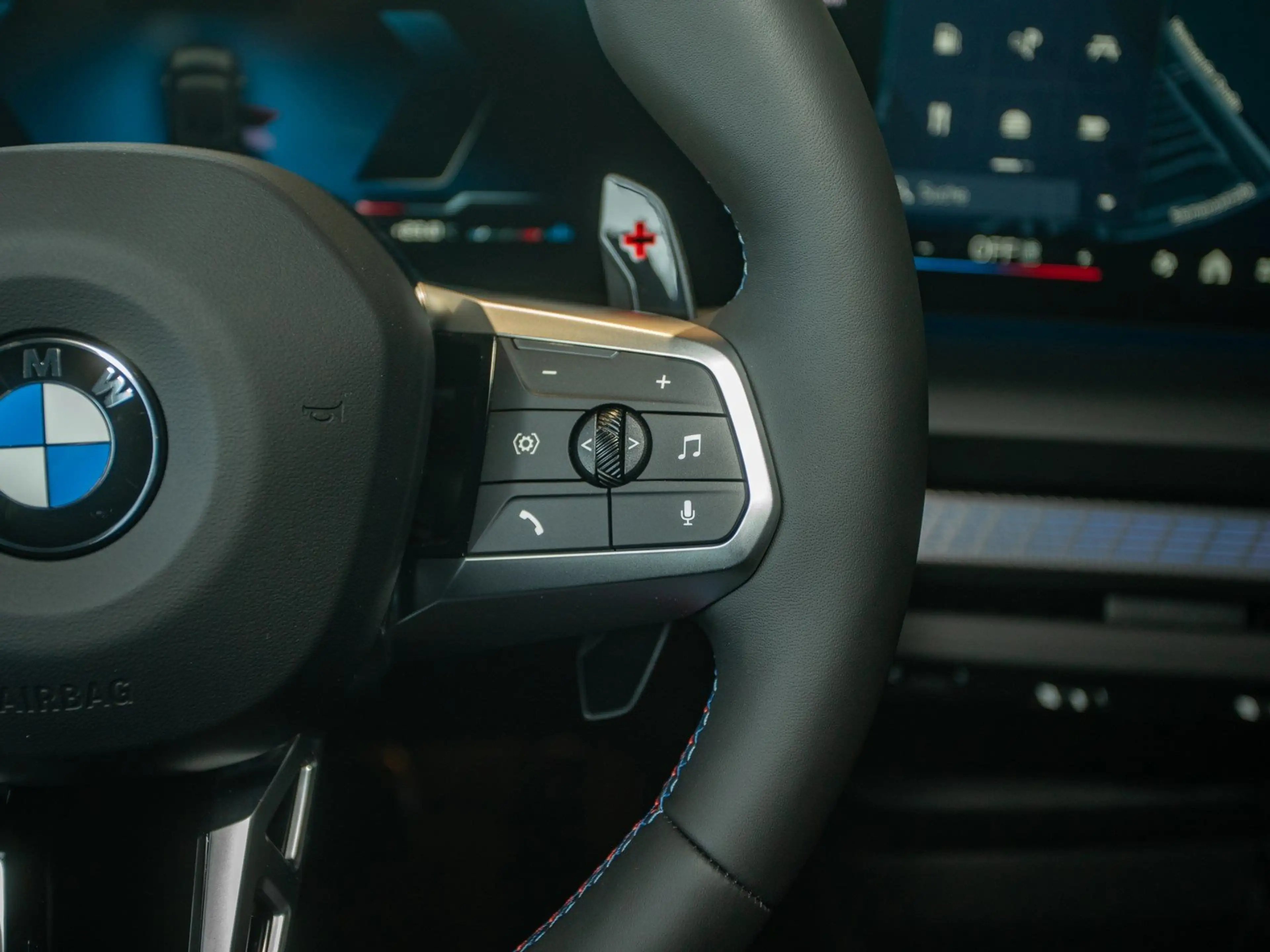 BMW 135 M135 xDrive Sportp. Dig.Cockpit LED Shz. ACC BT — photo 8