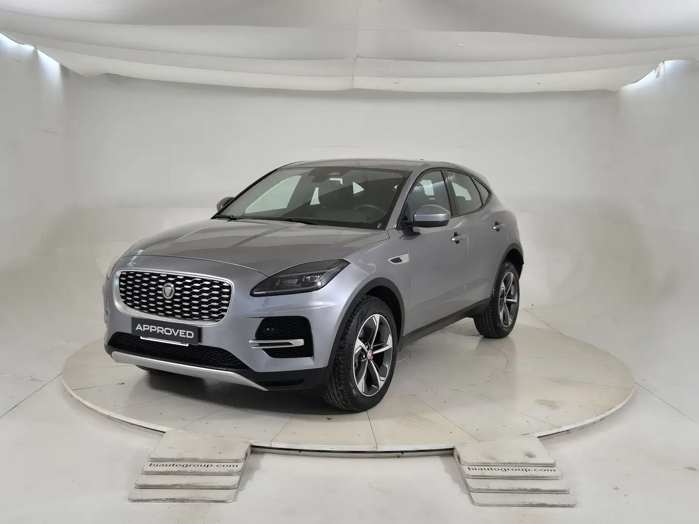 Jaguar E-Pace 2021 2.0d i4 mhev SE awd 163cv auto Gris - 1