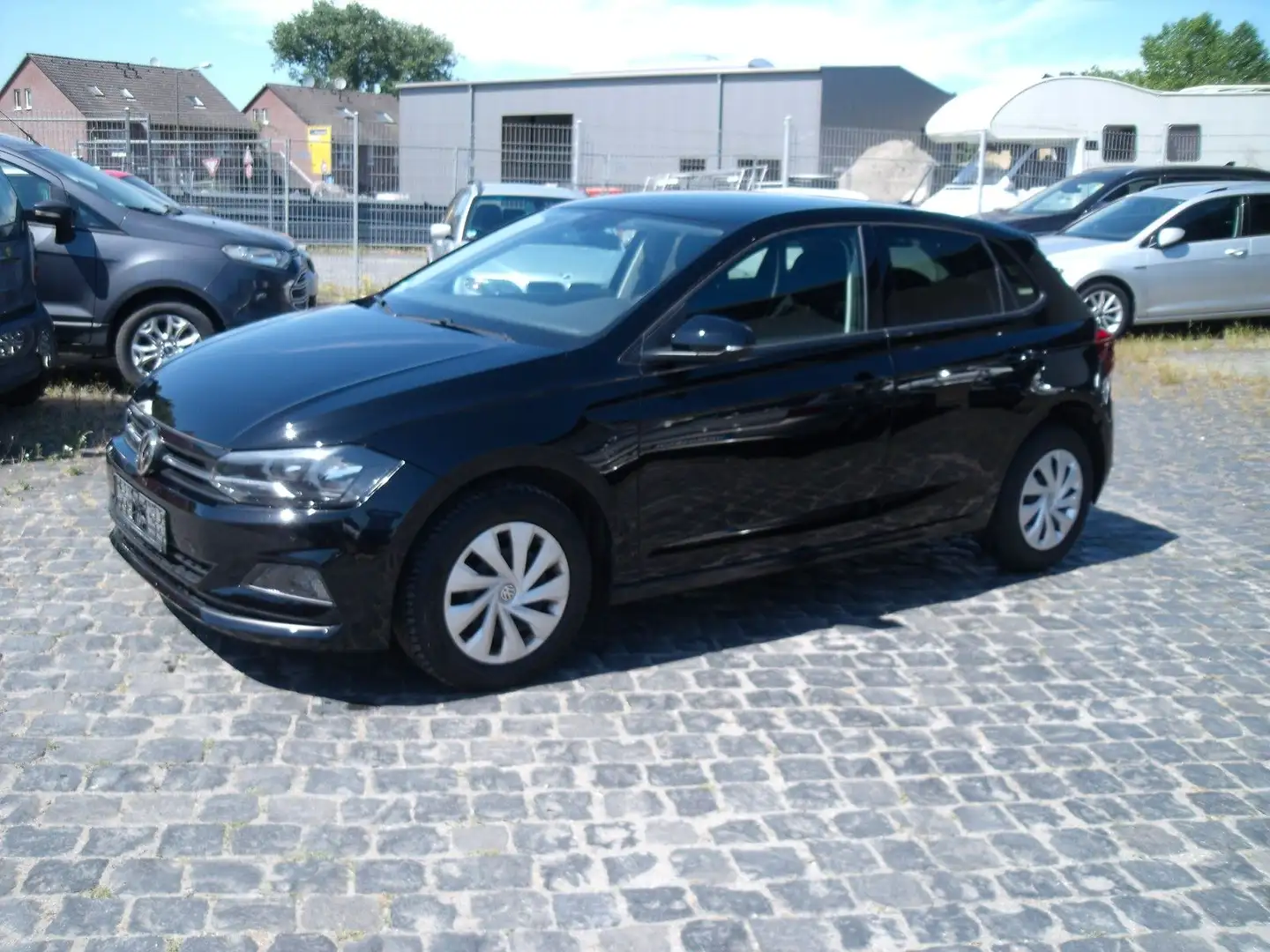 Volkswagen Polo VI Comfortline Noir - 1