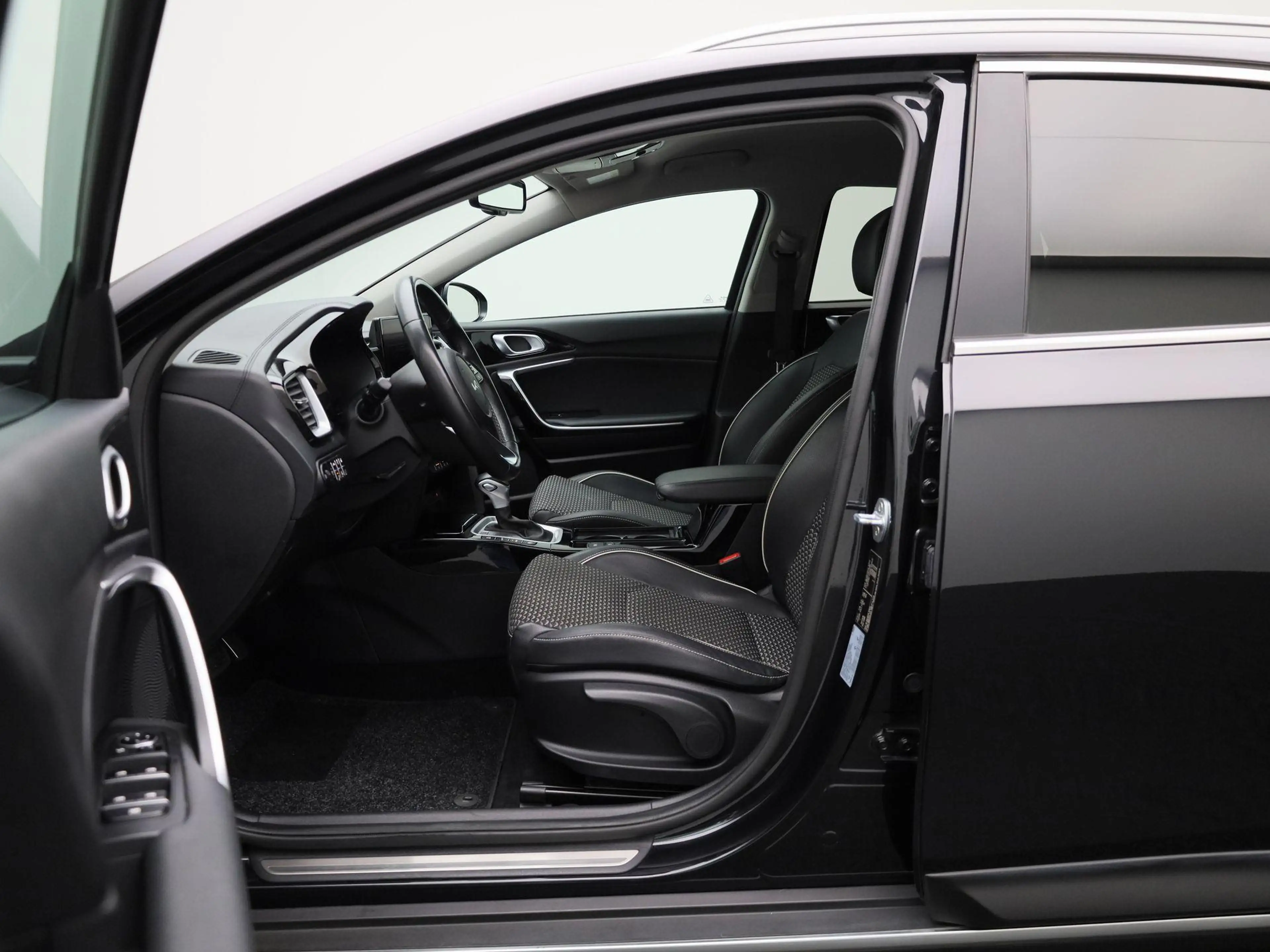 Kia XCeed 1.6 GDi PHEV DynamicPlusLine | WORDT VERWACHT | — photo 9
