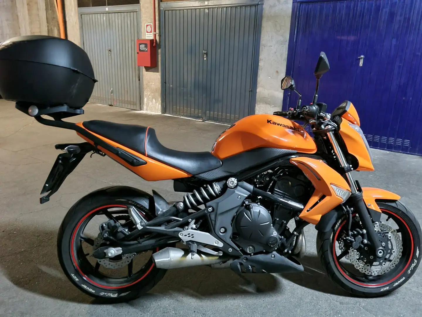 Kawasaki ER - 6 N Orange - 1