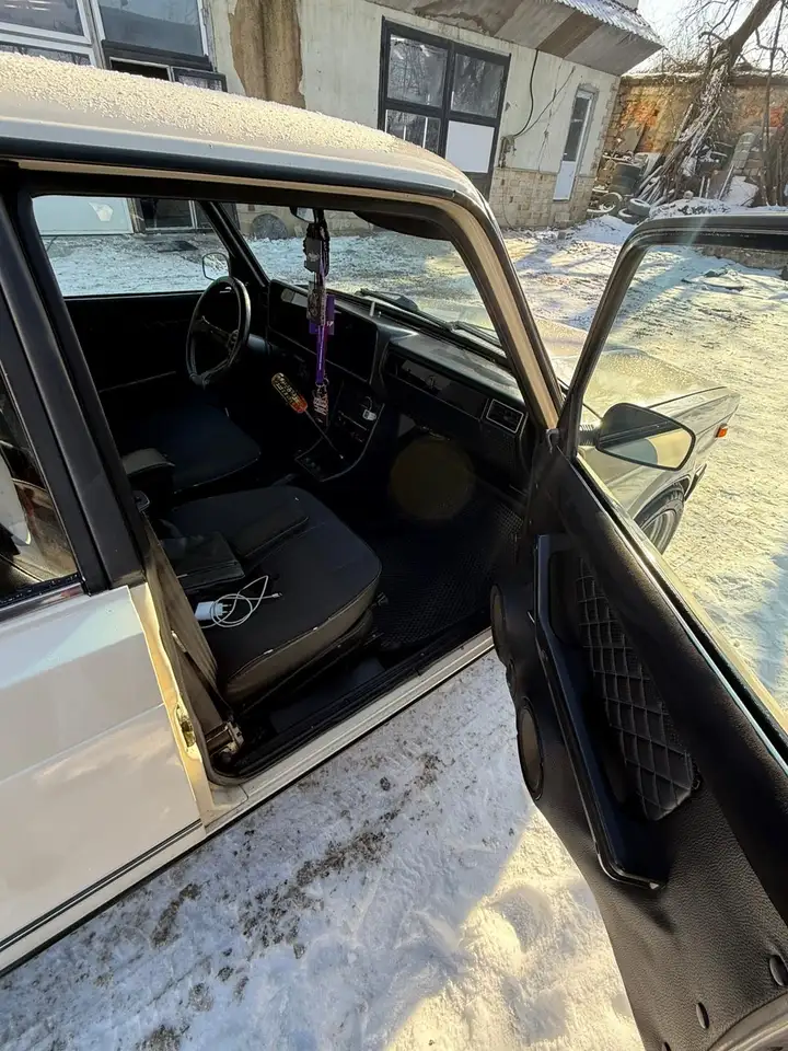 Lada 2107, foto 7