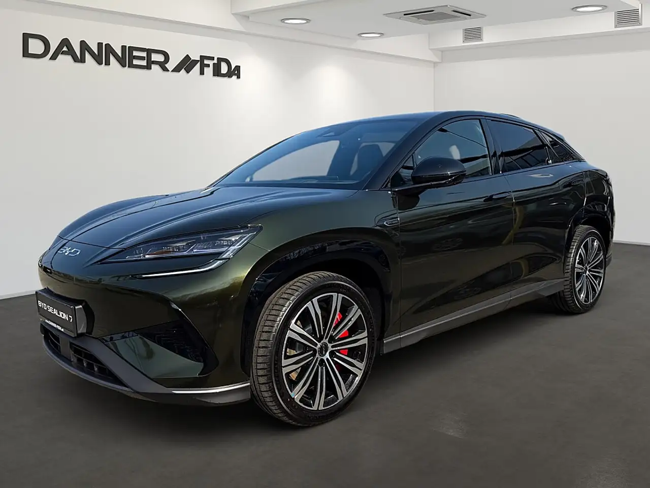 BYD Sealion 7 SONDER EDITION in OLEA GREEN (AWD, 530PS, VOLLA...
