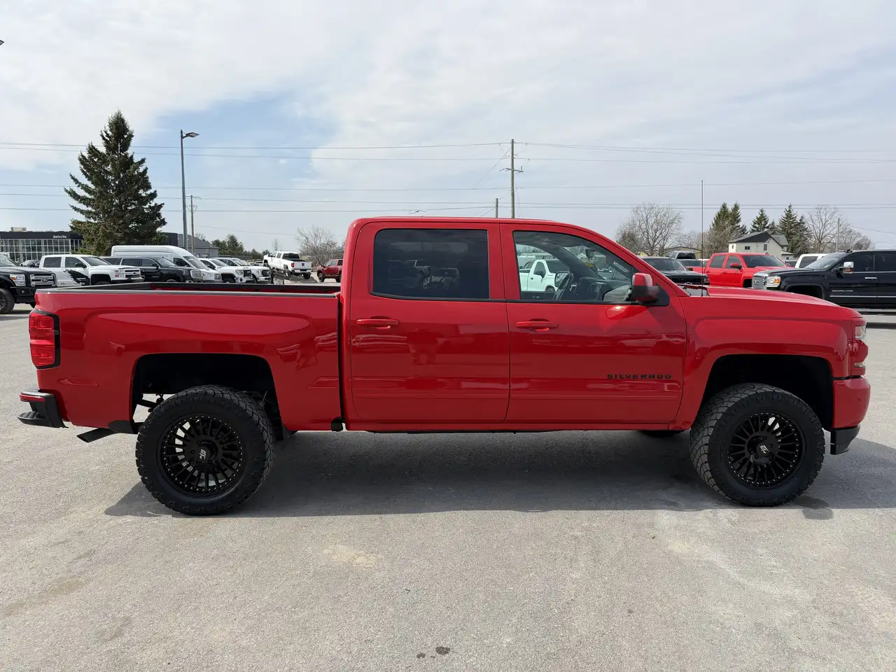 Chevrolet Silverado 1500 снимка Chevrolet Silverado 1500