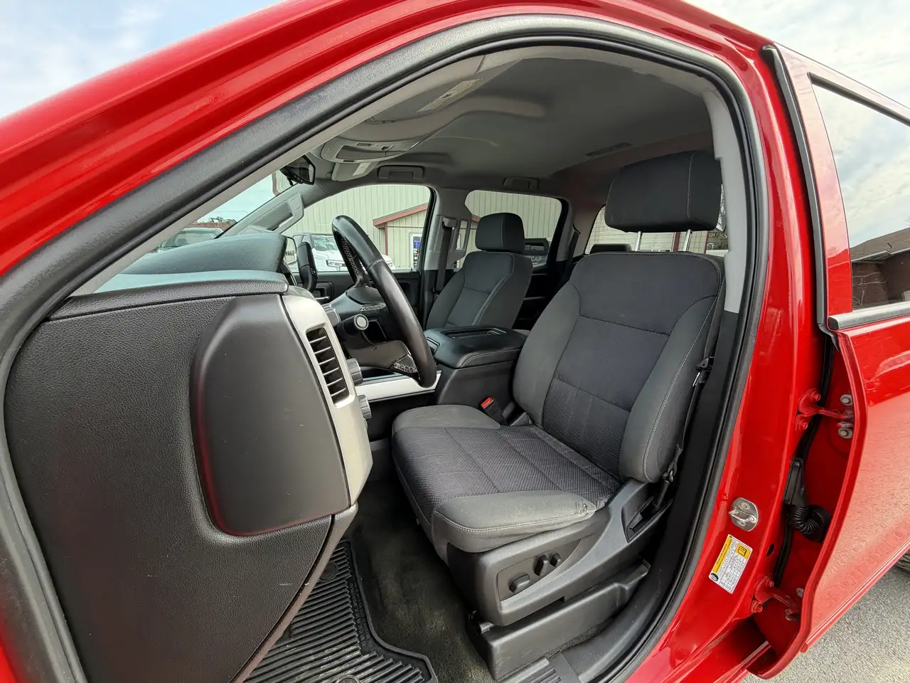 Chevrolet Silverado 1500 снимка Chevrolet Silverado 1500