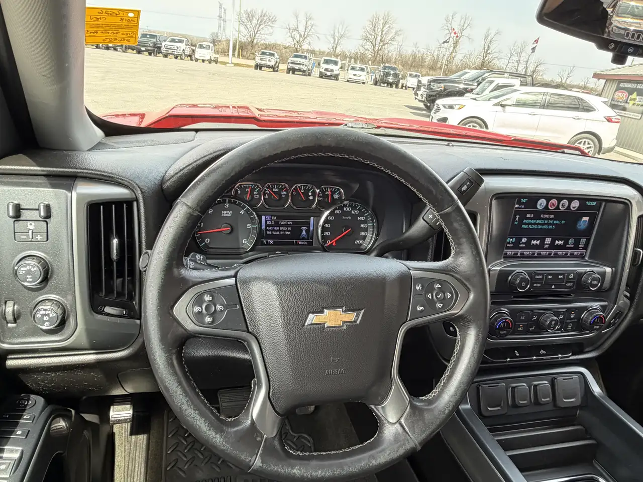 Chevrolet Silverado 1500 снимка Chevrolet Silverado 1500