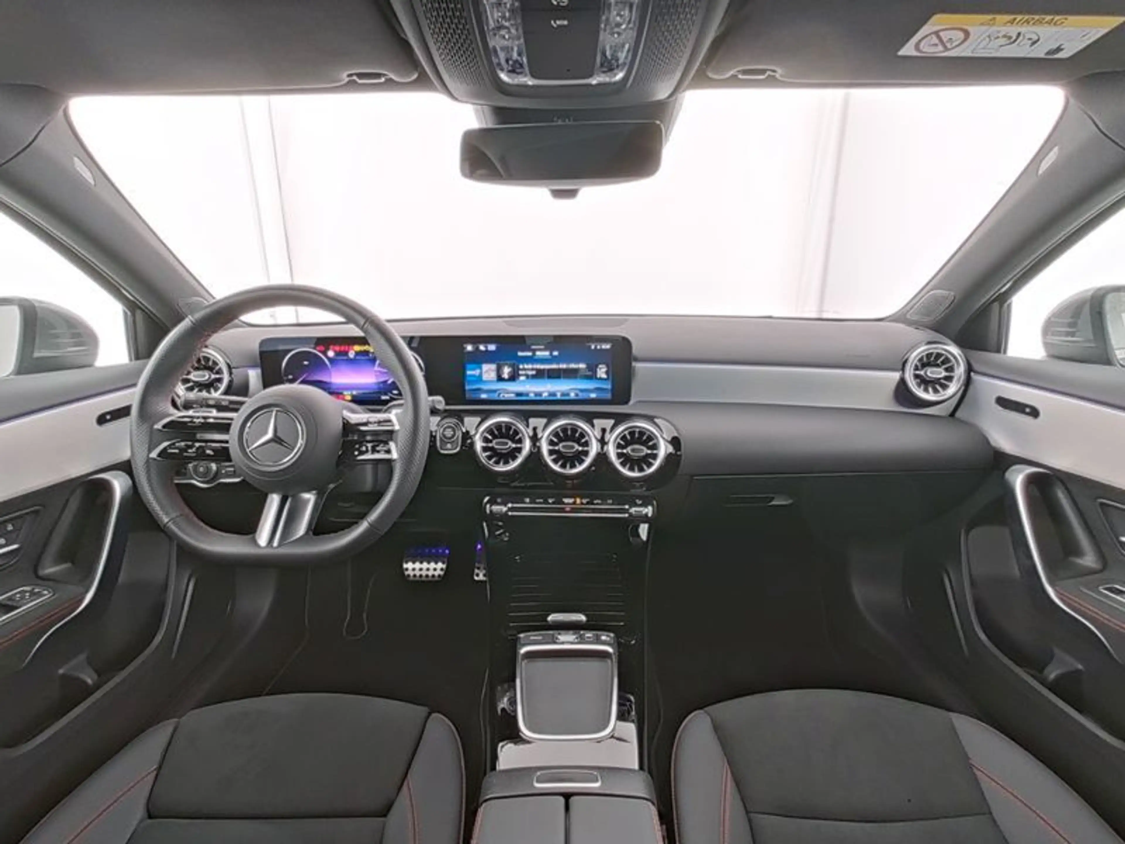 Mercedes-Benz A 200 AMG+MULTIBEAM+TOTW+AMBIENTE+ILS+360+KAM — photo 7