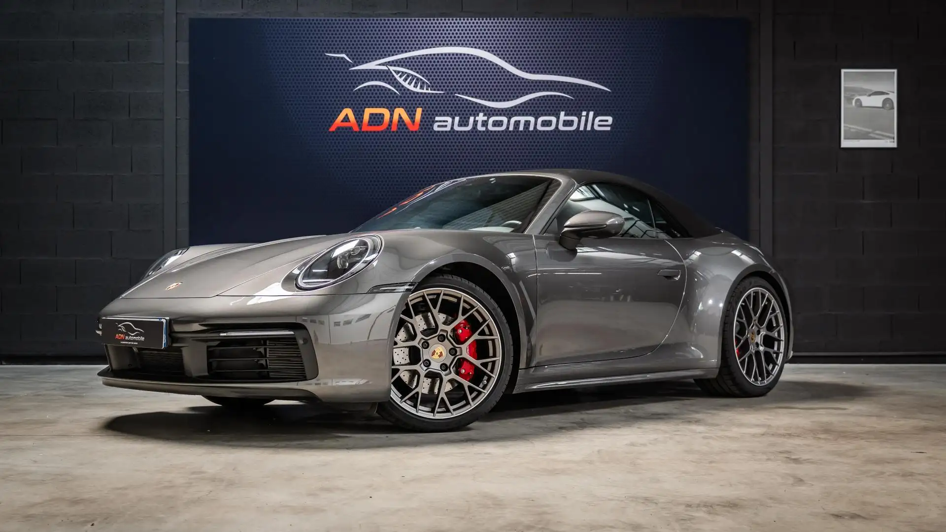 Porsche 911 Cabriolet 3.0i - 450 - BV PDK  TYPE 992 CABRIOLET  Gris - 1