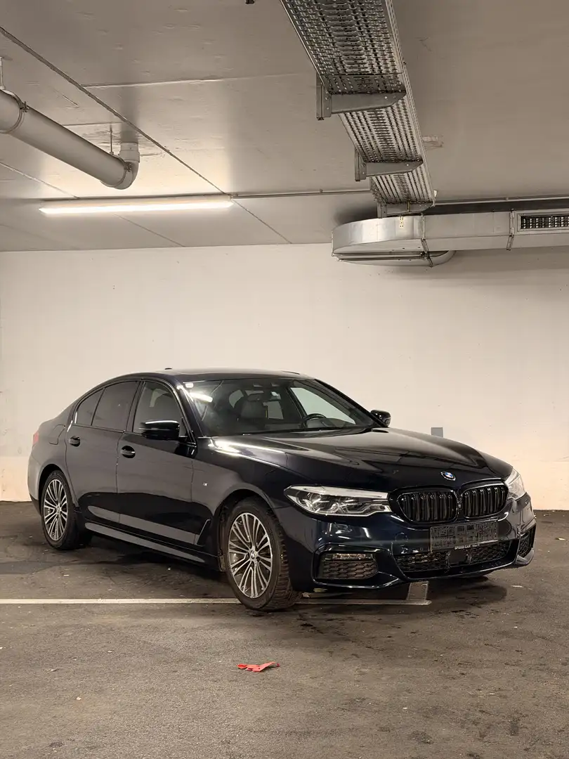 BMW 530 530d xDrive Touring Aut. Sport Line - 1