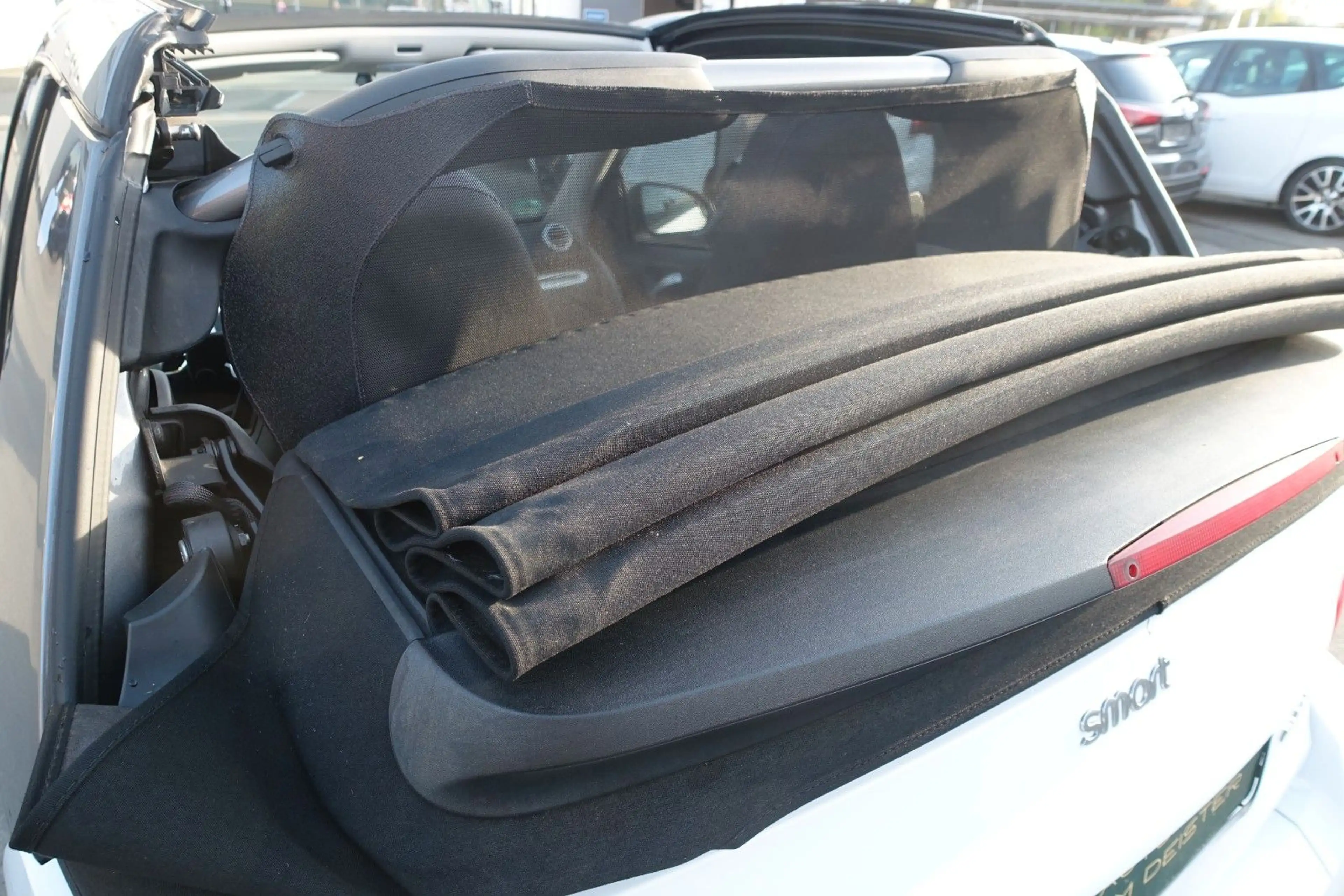 smart forTwo cabrio /Micro Hybrid Drive 52 kW/LED/PURE — photo 12
