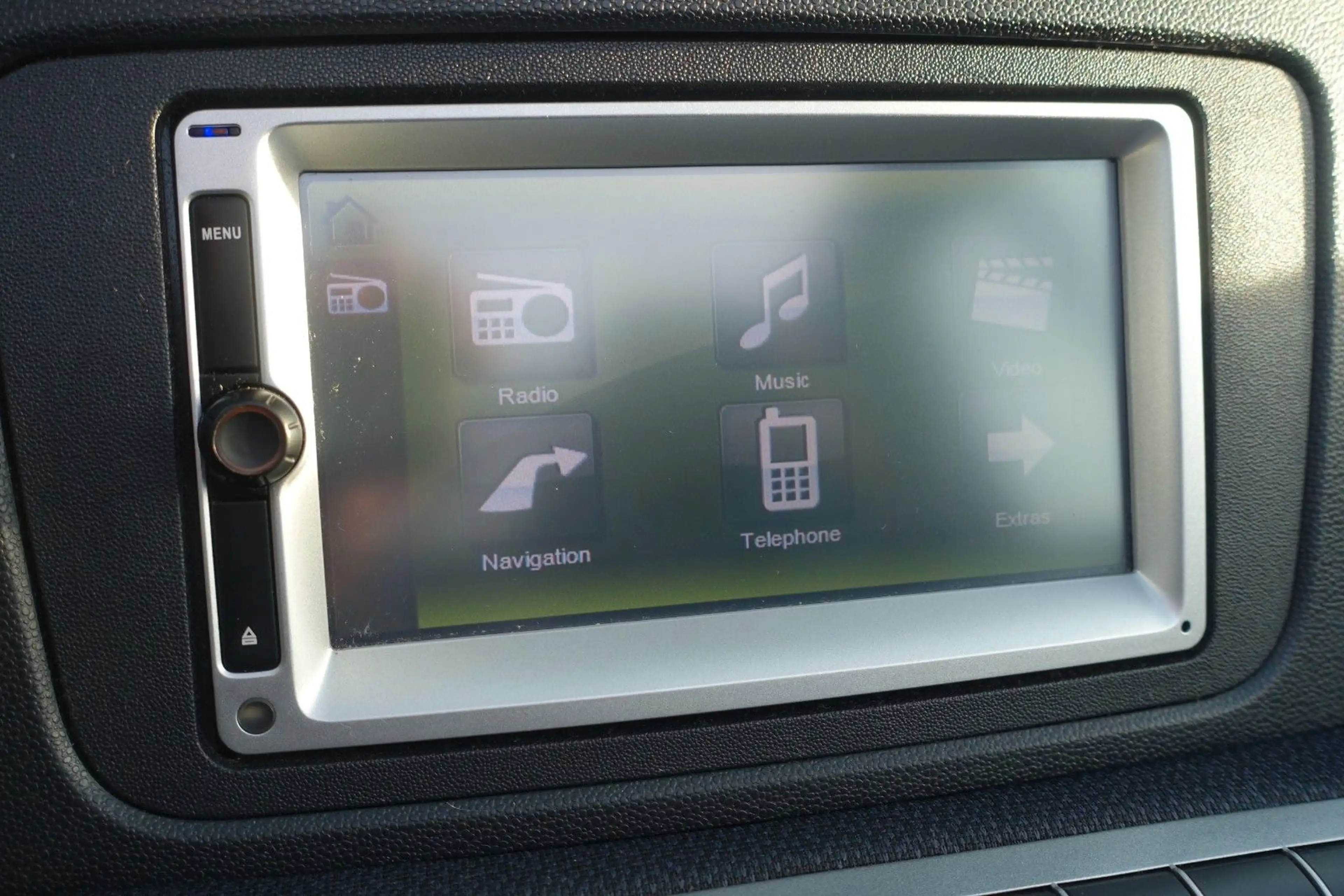 smart forTwo cabrio /Micro Hybrid Drive 52 kW/LED/PURE — photo 15