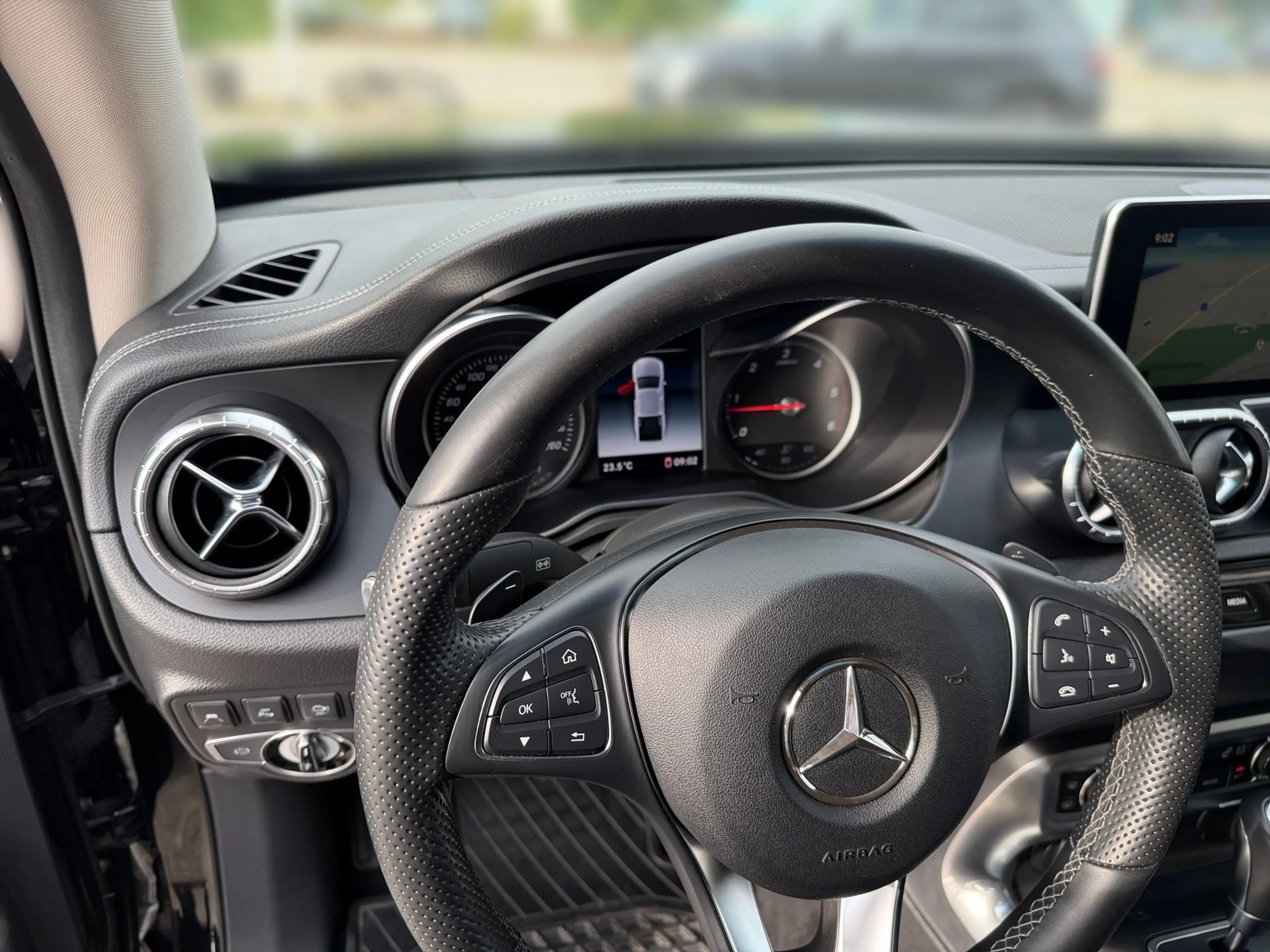 Mercedes-Benz X 350 d 4Matic Power Hardtop 360 AHK AUT LM — photo 12