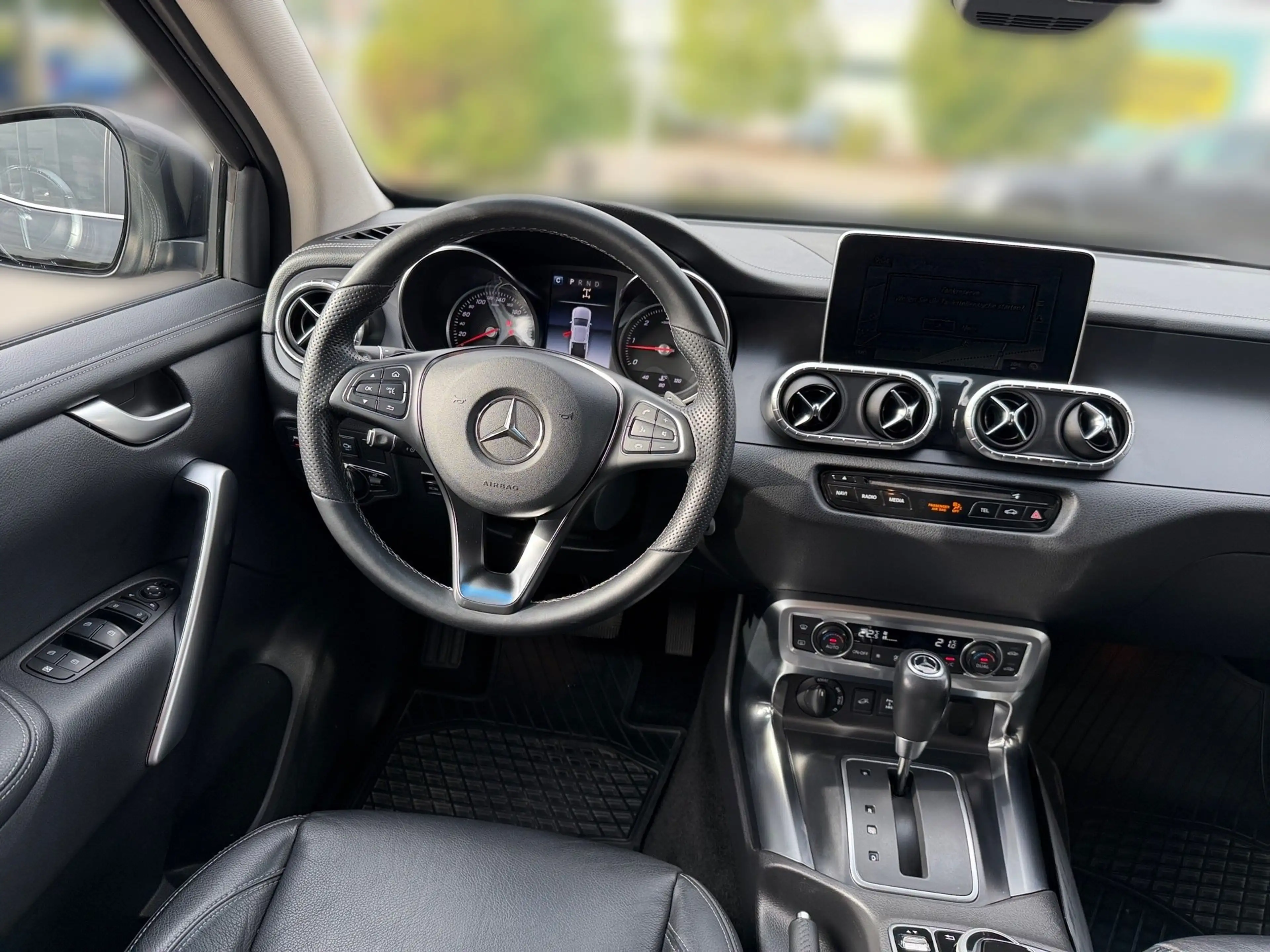 Mercedes-Benz X 350 d 4Matic Power Hardtop 360 AHK AUT LM — photo 15