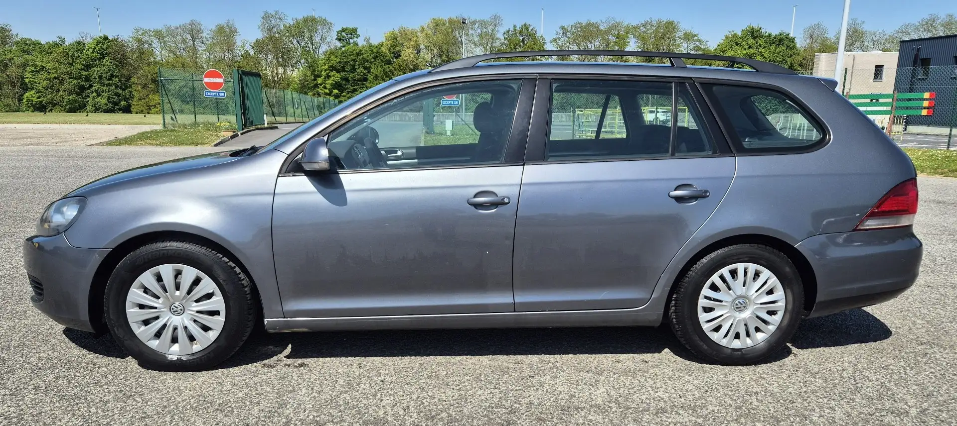 Volkswagen Golf Variant SW 1.6 TDI 105 FAP BlueMotion Trendline - 2