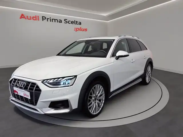 Audi A4 allroad 40 2.0 tdi mhev identity contrast quattro 204cv s-