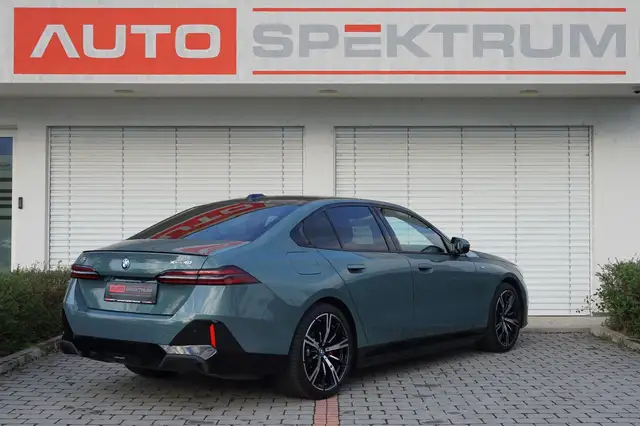 BMW i5 xDrive40 M Sport Pro | € 534 mtl | AHK | Panorama Ansicht 5