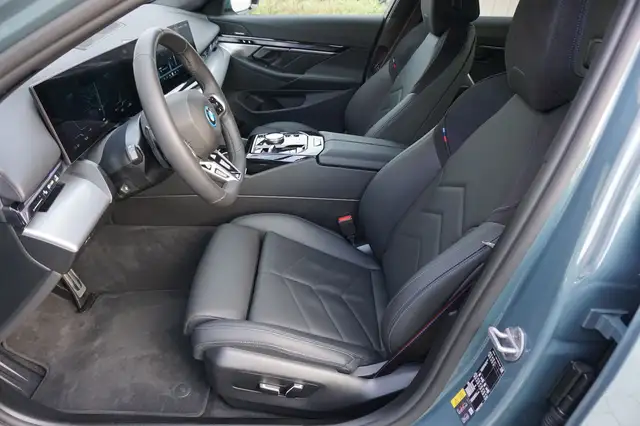 BMW i5 xDrive40 M Sport Pro | € 534 mtl | AHK | Panorama Ansicht 10