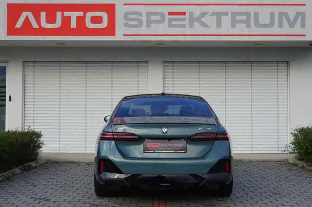 BMW i5 xDrive40 M Sport Pro | € 534 mtl | AHK | Panorama Ansicht 4