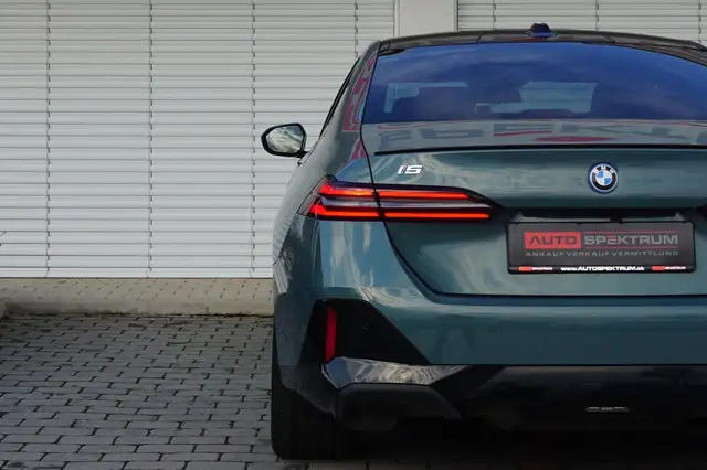 BMW i5 xDrive40 M Sport Pro | € 534 mtl | AHK | Panorama Ansicht 47