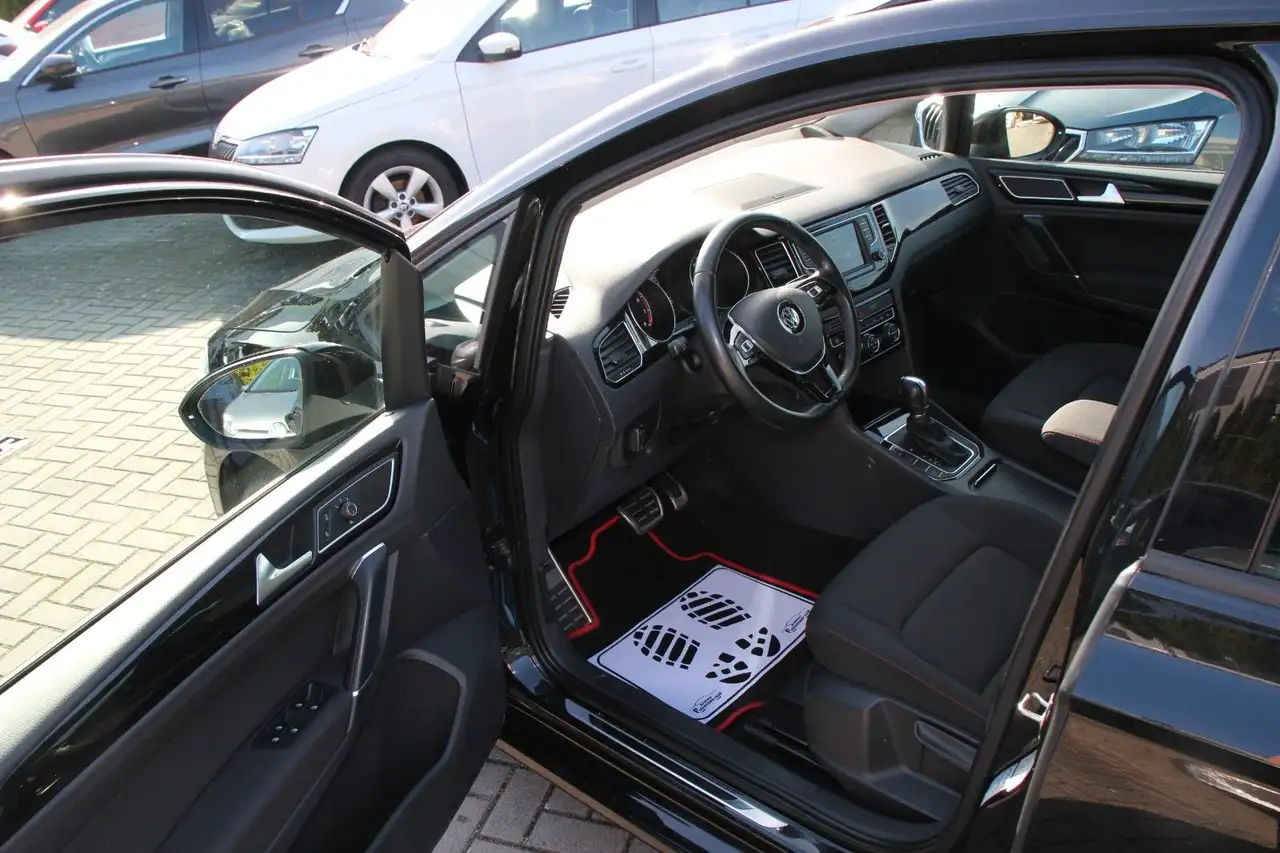Volkswagen Golf Sportsvan — photo 10 sur 24