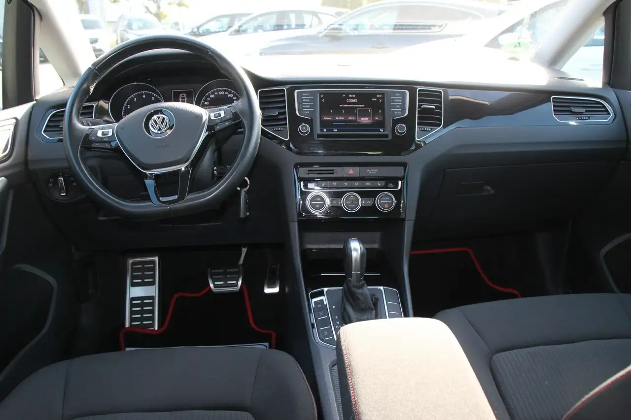Volkswagen Golf Sportsvan — photo 9 sur 24