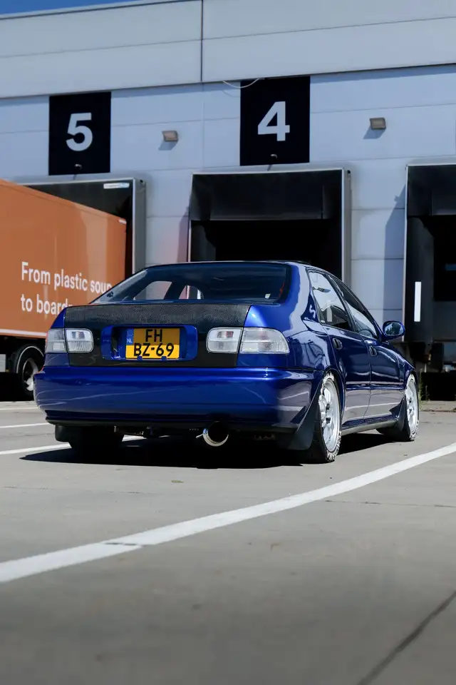 Honda Civic 1.6 VTi, foto 3