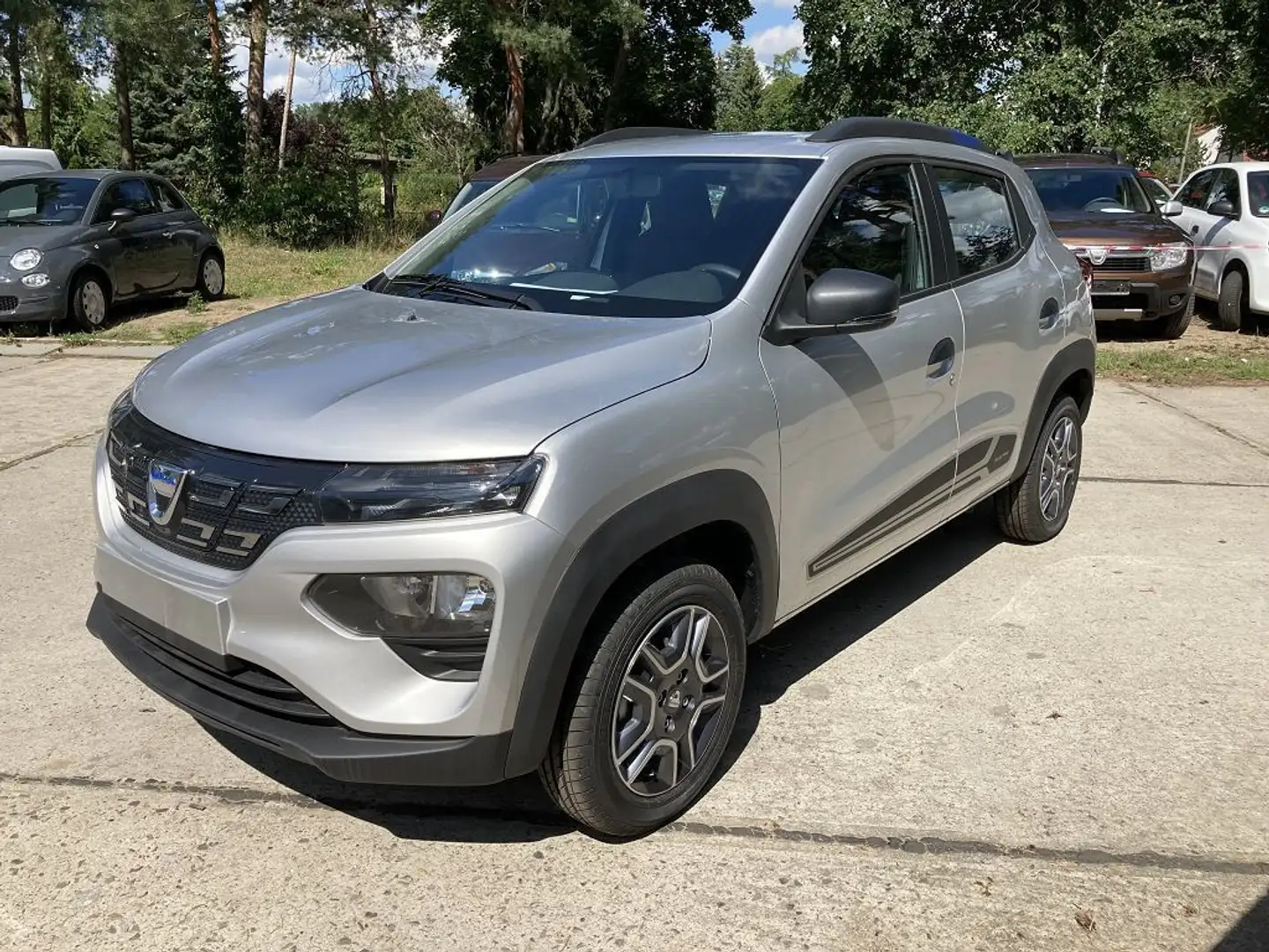 Dacia Spring Business Automatik Klima*Navi*Rückfahrcam Silber - 1