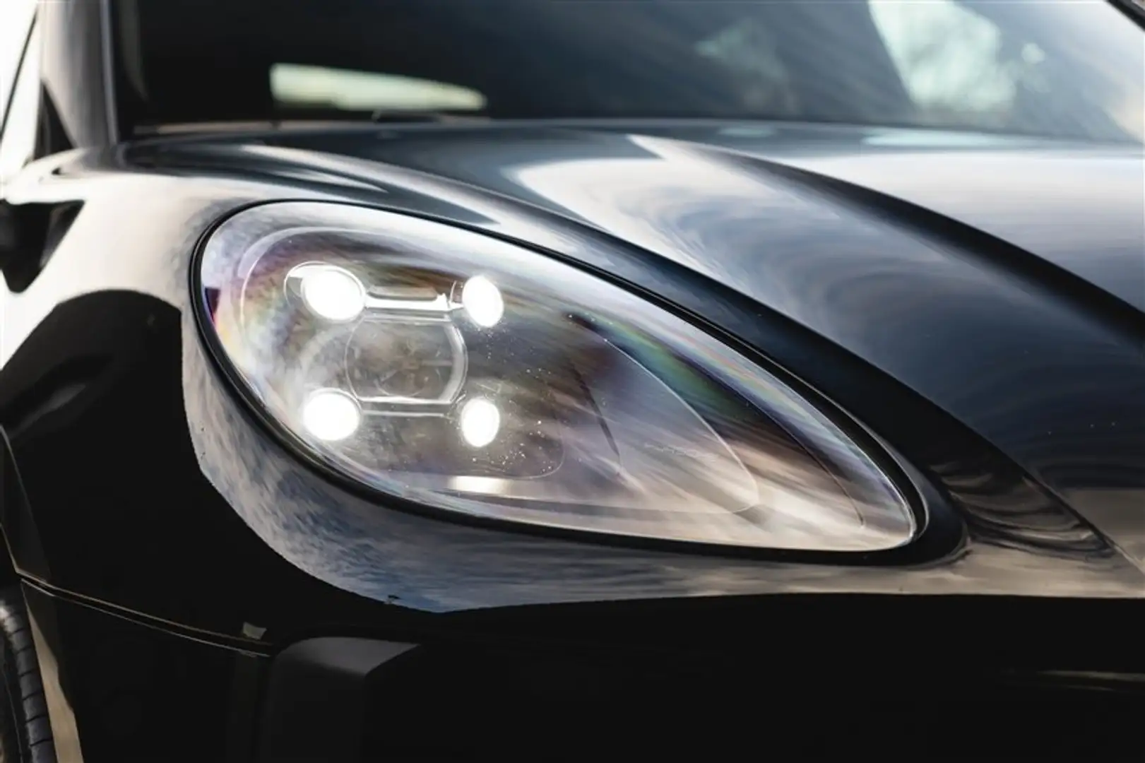 Porsche Macan Macan 2.0 Turbo PDK Noir - 1