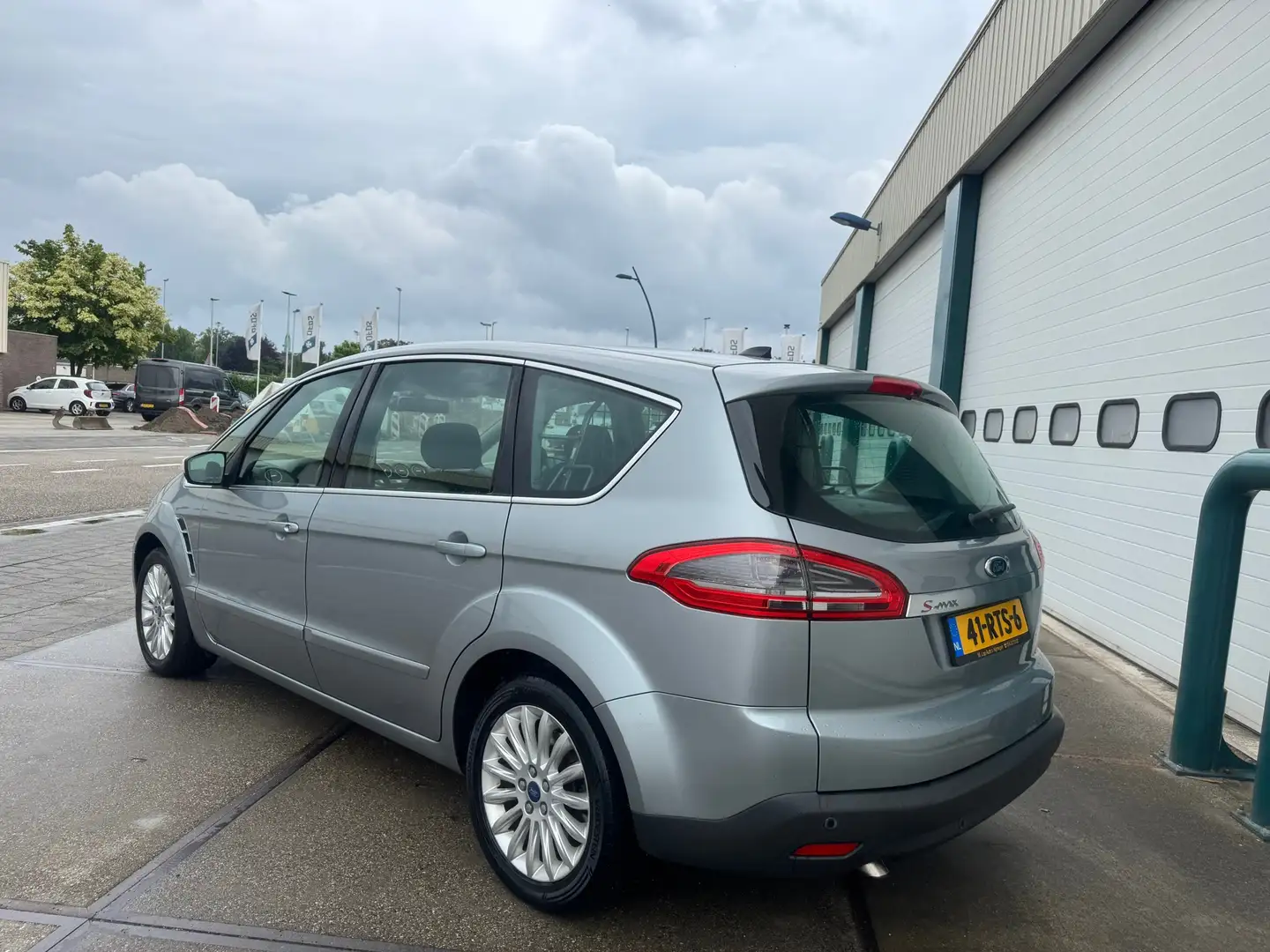 Ford S-Max 1.6 EcoBoost Trend Business Grijs - 2