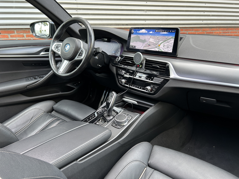 BMW 530 5-serie Touring 530e High Executive | Laser | HUD — photo 5