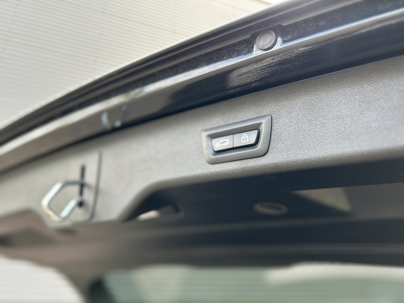 BMW 530 5-serie Touring 530e High Executive | Laser | HUD — photo 32