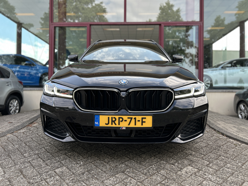 BMW 530 5-serie Touring 530e High Executive | Laser | HUD — photo 2