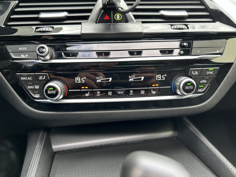 BMW 530 5-serie Touring 530e High Executive | Laser | HUD — photo 21