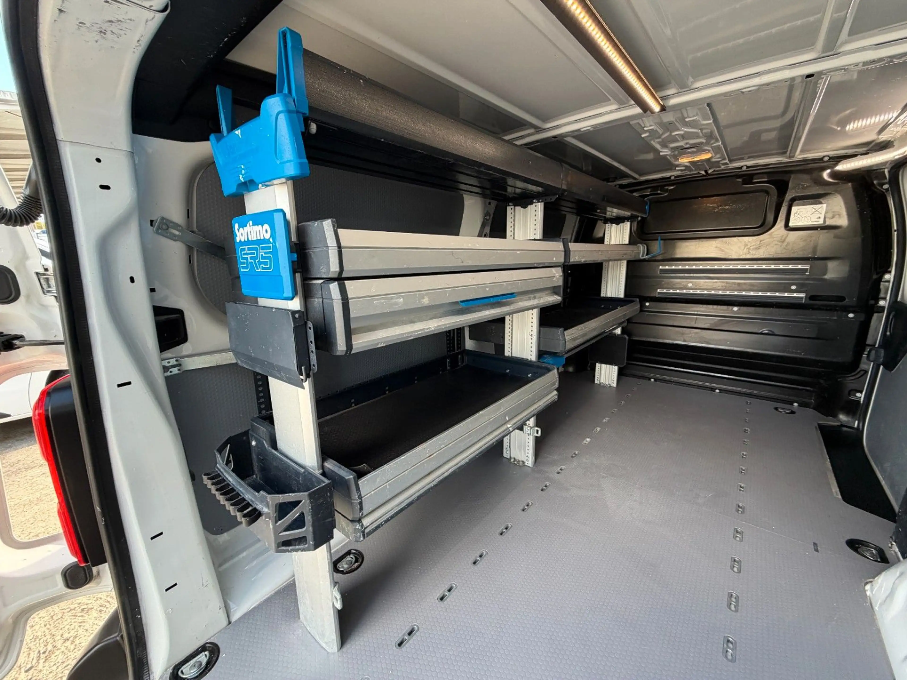 Opel Vivaro Kasten Edition L *1x SORTIMO*KLIM*3-SITZ* — photo 11