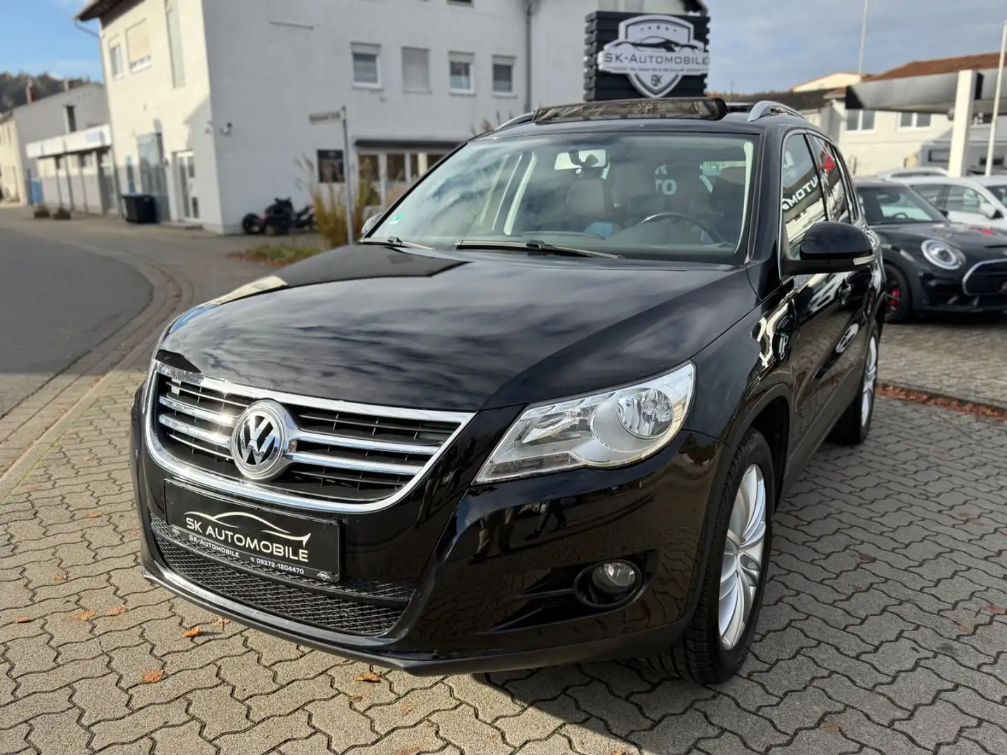 Volkswagen Tiguan Sport&Style 4Motion 2.HAND-PANO-AHK-PDC Negro - 2