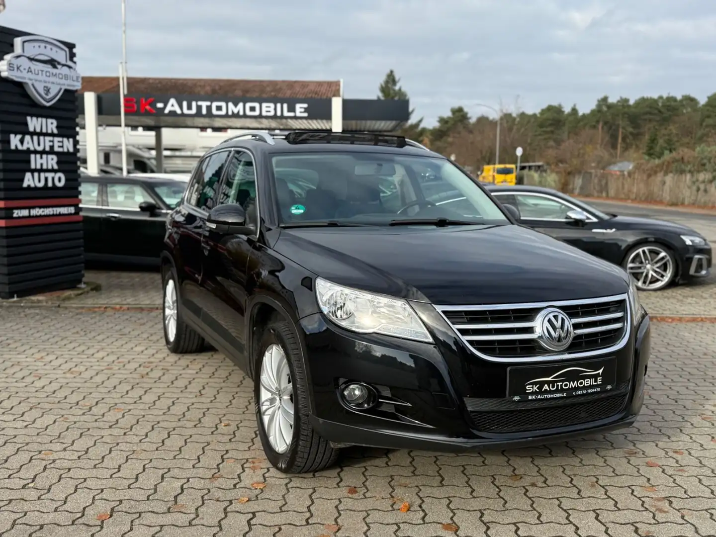 Volkswagen Tiguan Sport&Style 4Motion 2.HAND-PANO-AHK-PDC Negro - 1