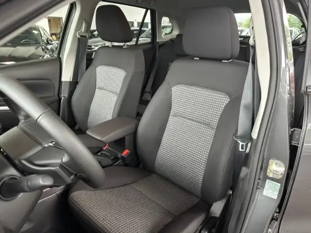 Suzuki SX4 S-Cross view 11