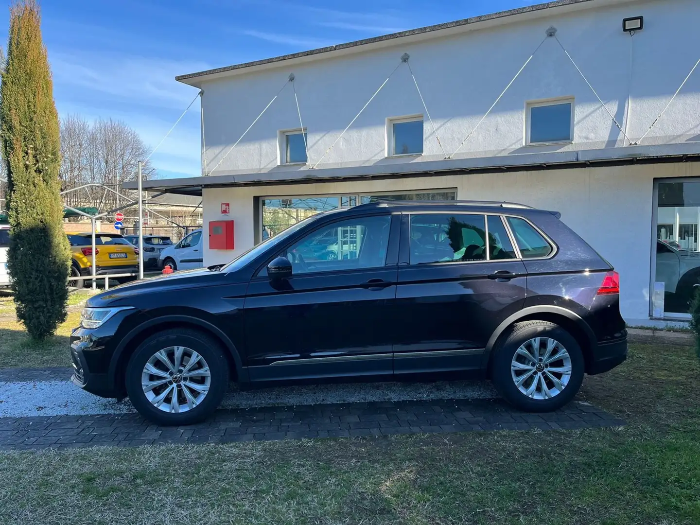Volkswagen Tiguan 1.5 tsi 150 cv Gris - 2