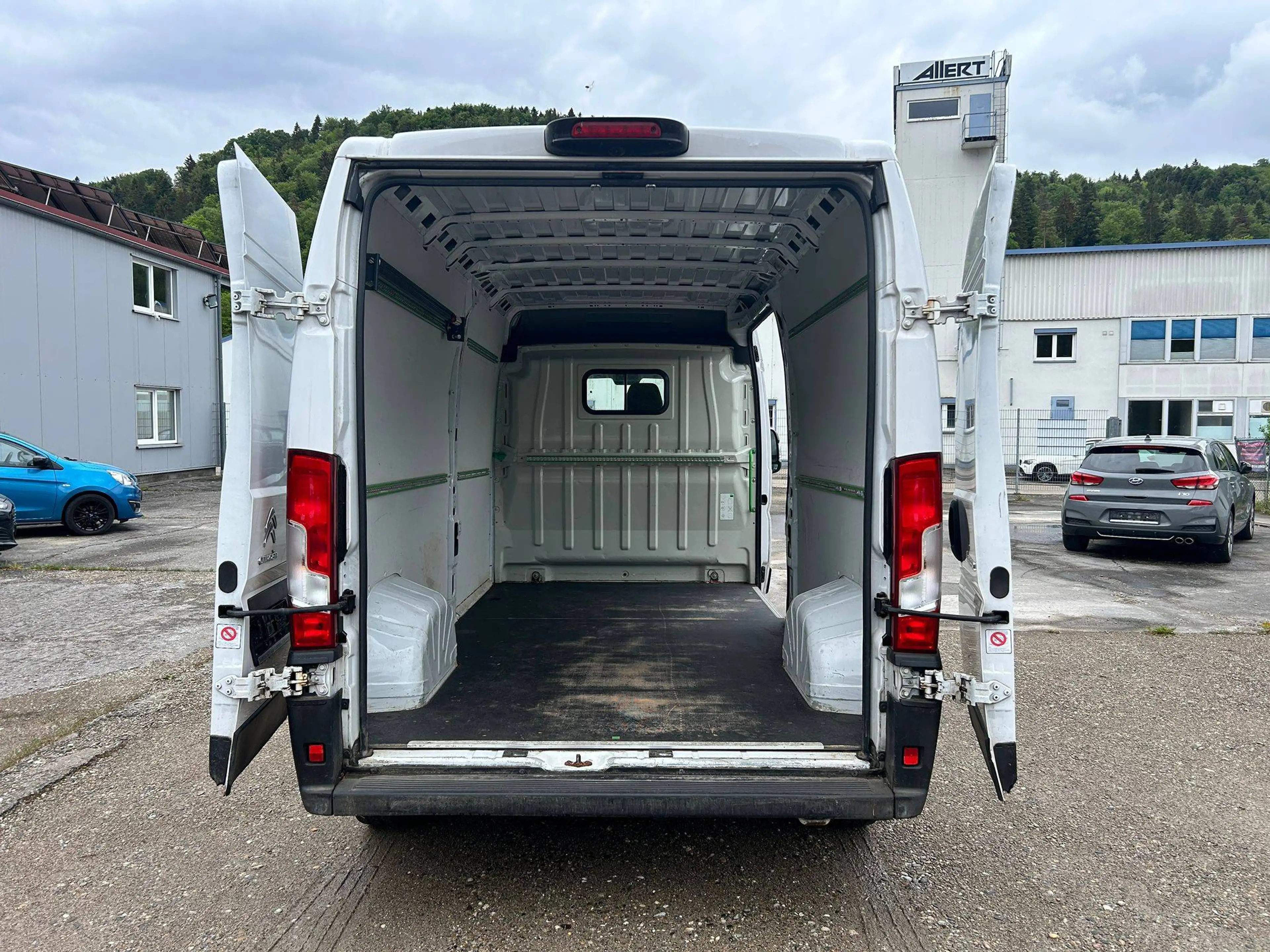 Citroen Jumper 2.2 BlueHdi 140PS L3H2 Klima/AC Bott-Einrichtung MWST-Aus. RFK — photo 7